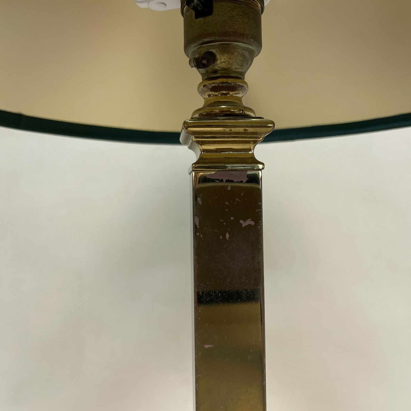 Antique Metal Gold Brass Lamp Light Bedside Side Table Desk Column Ornate Square Base Vintage Pattern Medium Green Lampshade Shade photo vintage
