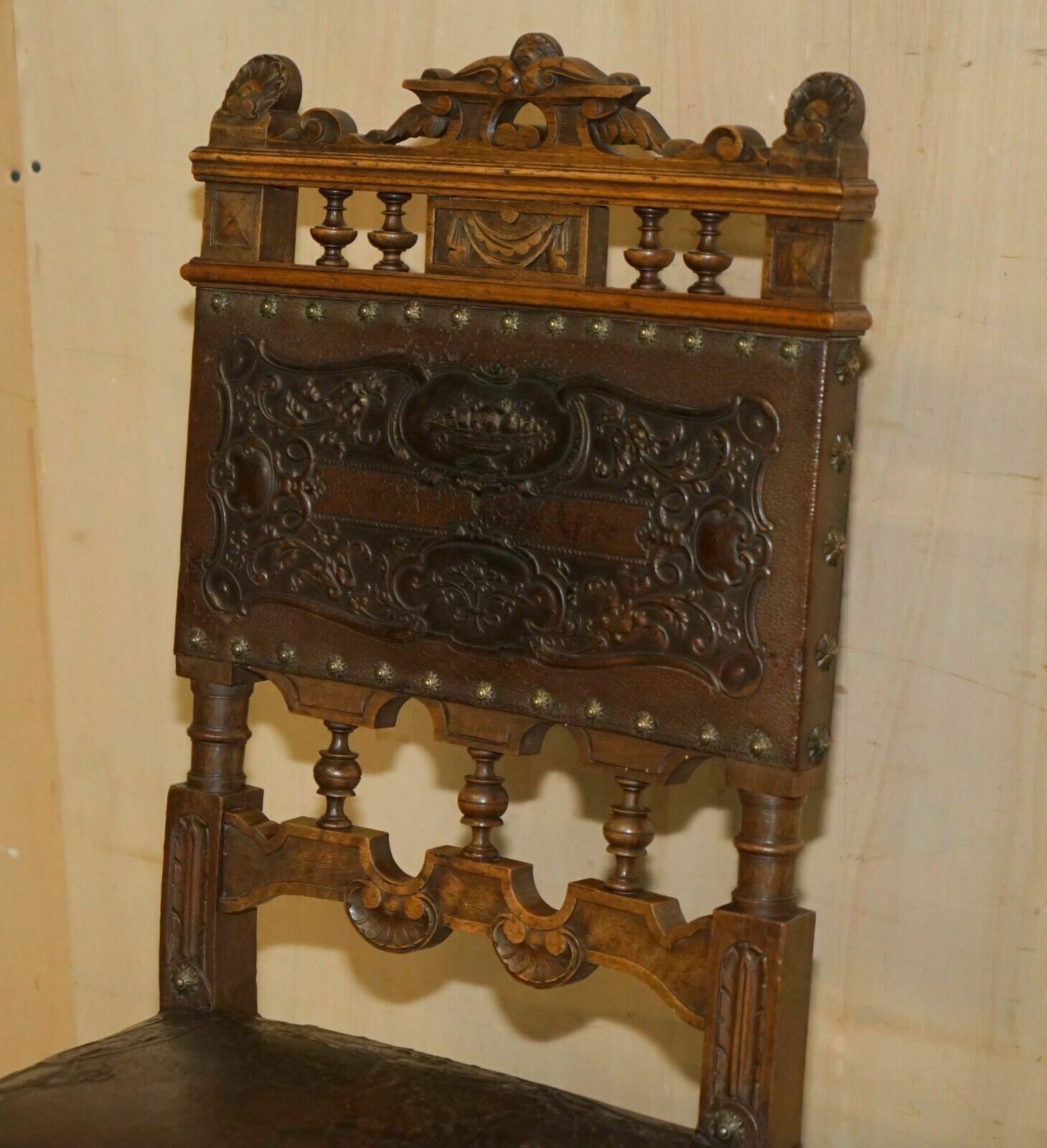 Lovely Set Of 6 Henry II Circa 1880 French Oak & Embossed Leather Dining Chairs photo 2850.0