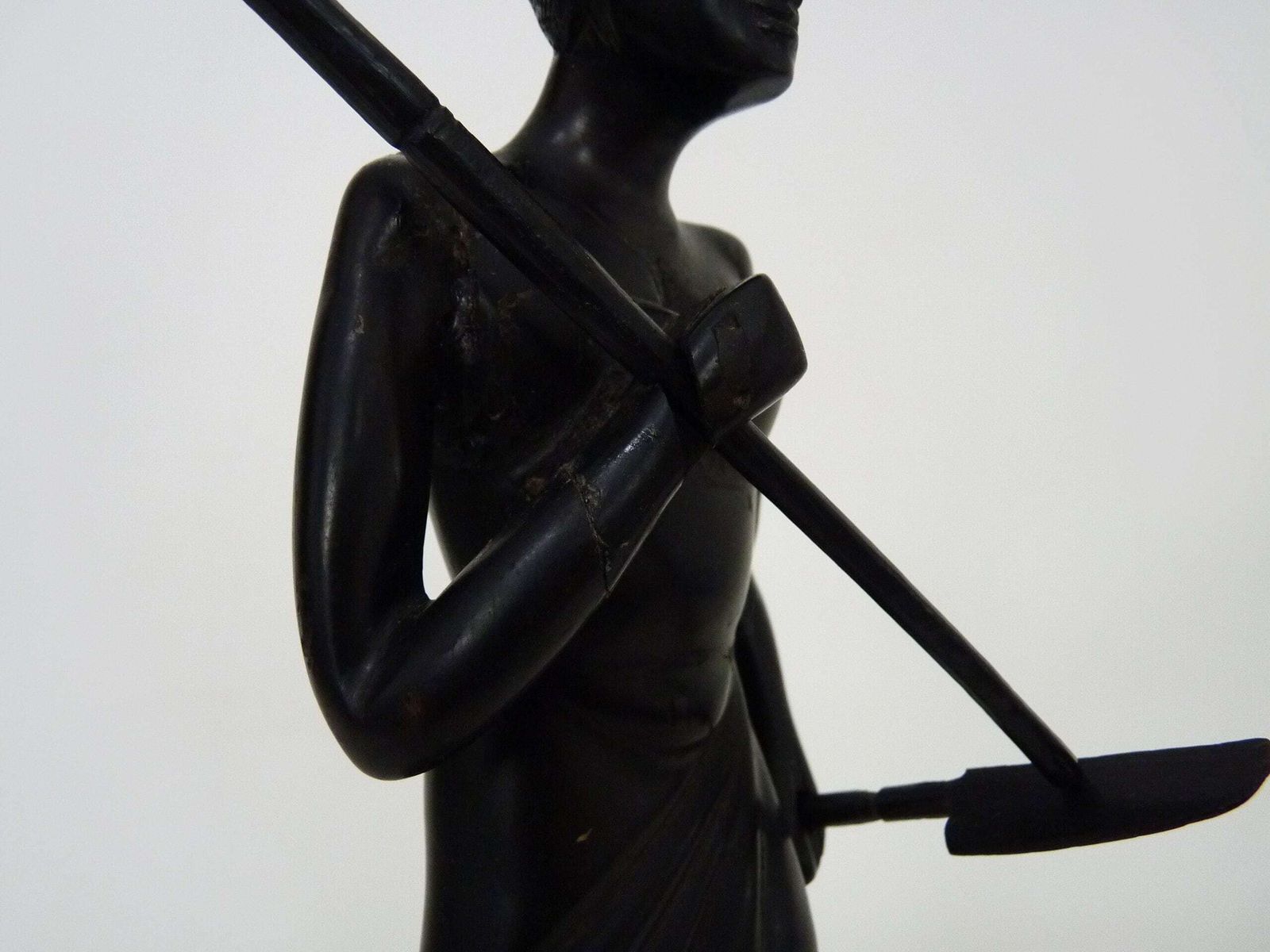 Malagasy School, Tananarive, Madagascar Art Deco Wooden Statuette 2 Spears. Signed F.Raydaly photo Art