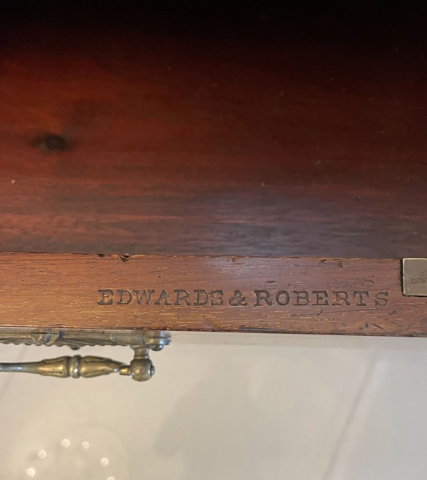 photo vinterior Outstanding Quality Antique 19th Century Mahogany Inlaid Kneehole Desk By Edwards And Roberts