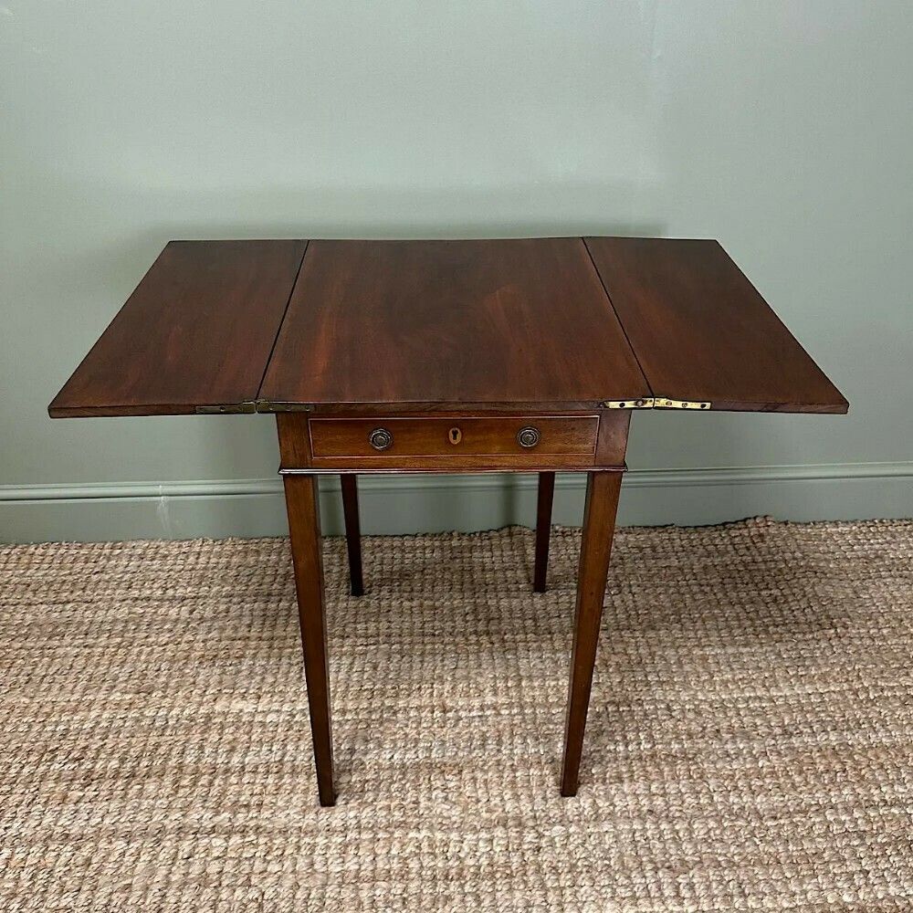 Fine 19th Century Mahogany Antique Patience Table photo 795.0