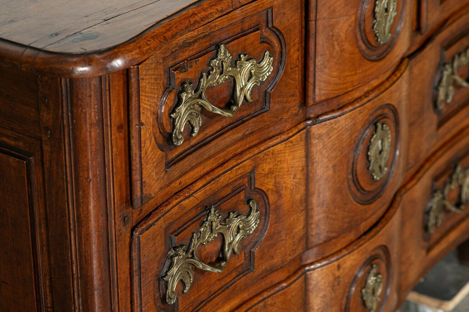 Furniture 18thc Provincial Louis XV Fruitwood Serpentine Commode photo
