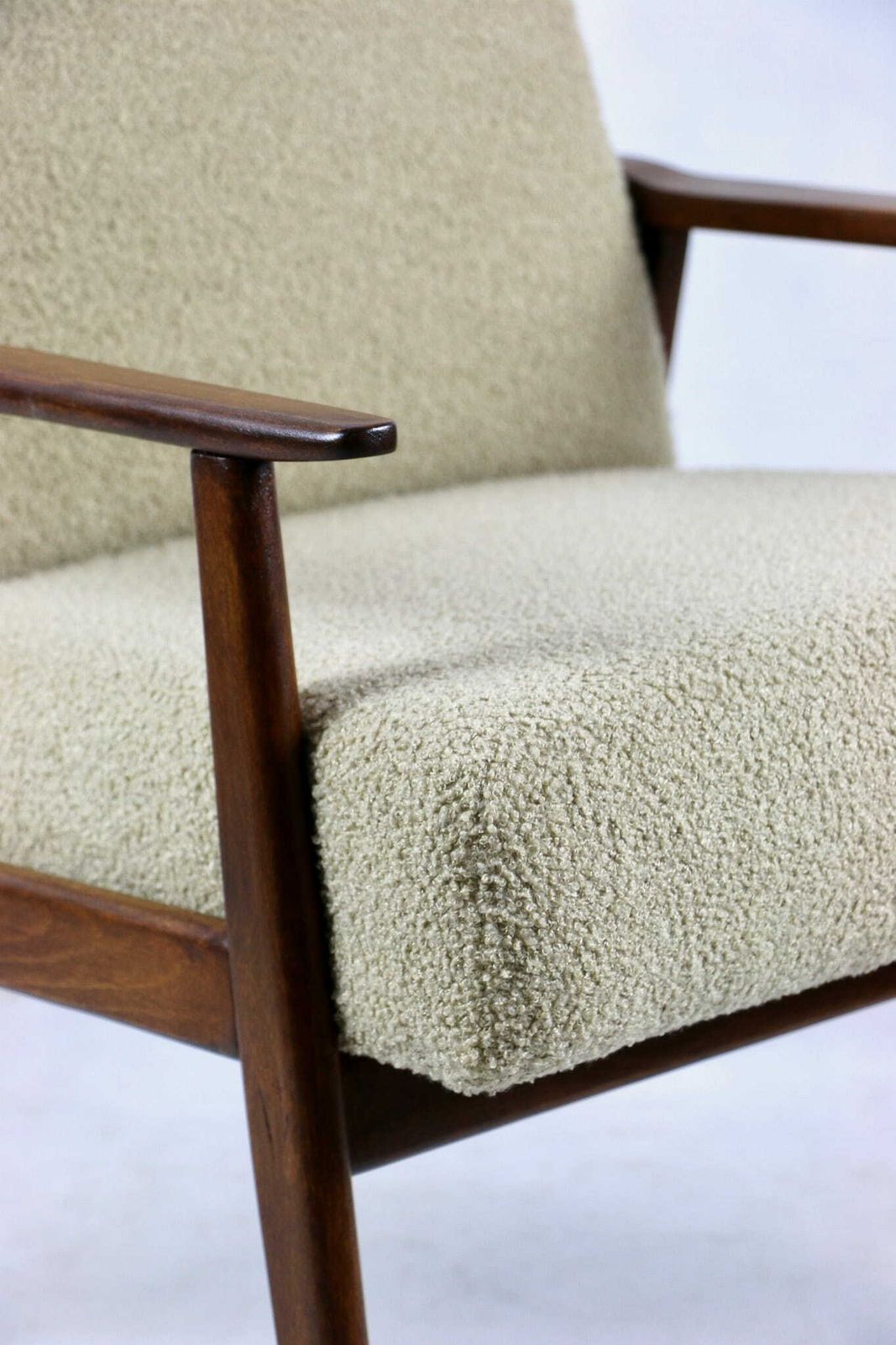 śnieżnik Armchair 1970s Beige Boucle Like The Lis Armchair photo for sale