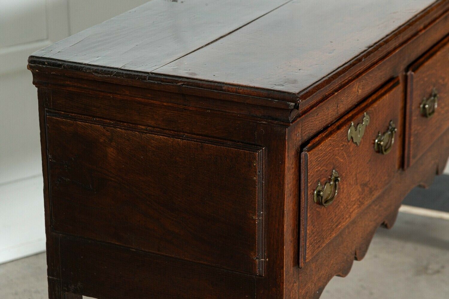 photo buy 19thc English Oak Dresser Base
