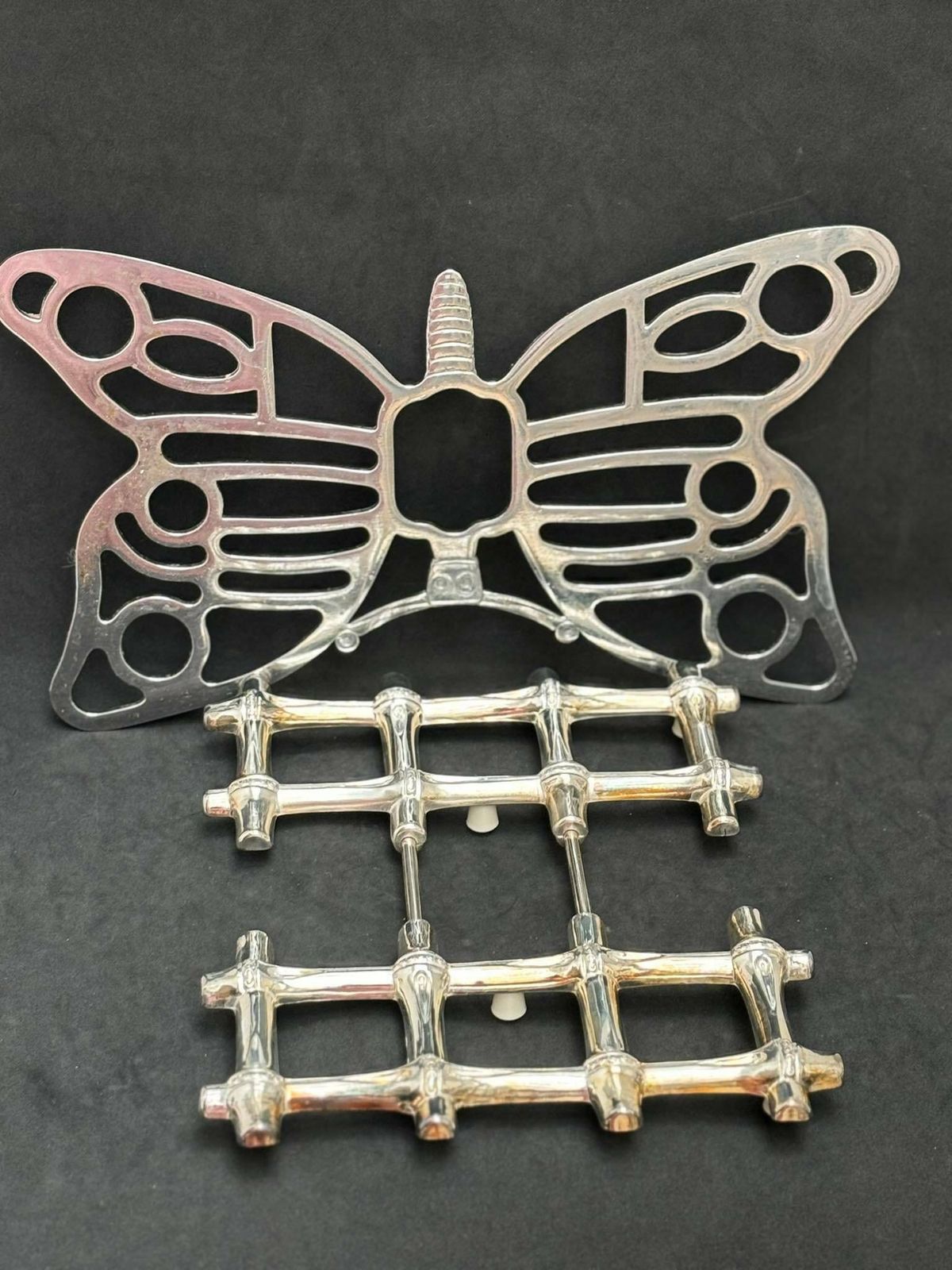 Trivet Metal Lot De 2 Trivets Vintage, 1 Bamboo Tramontina 1 Butterfly San Marco Adjustable Trivet photo furniture