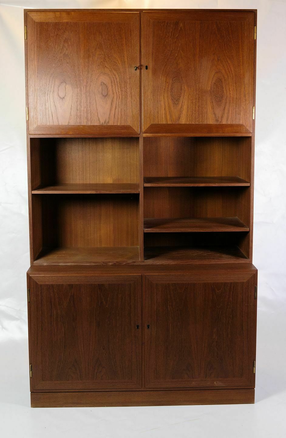 photo furniture Bookcase In Teak, Danish Design From 1960s