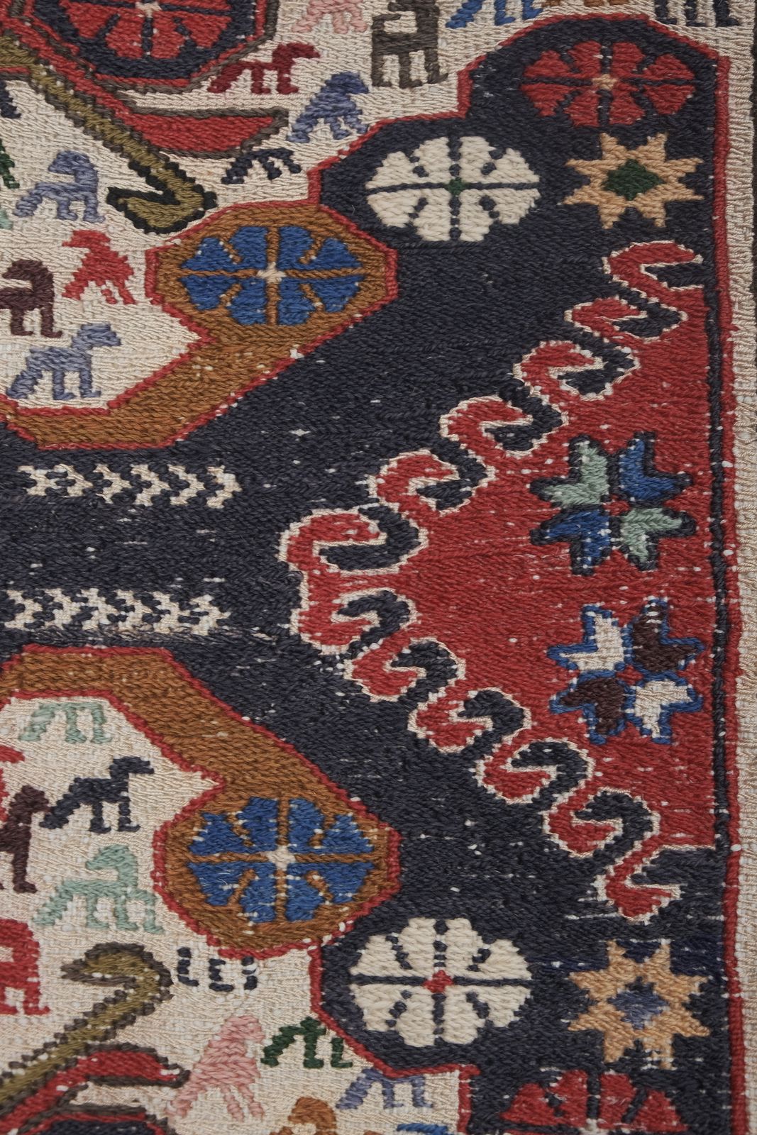 1960s Animal Patterned Soumac Rug 3'10'' X 6'5'' photo vintage