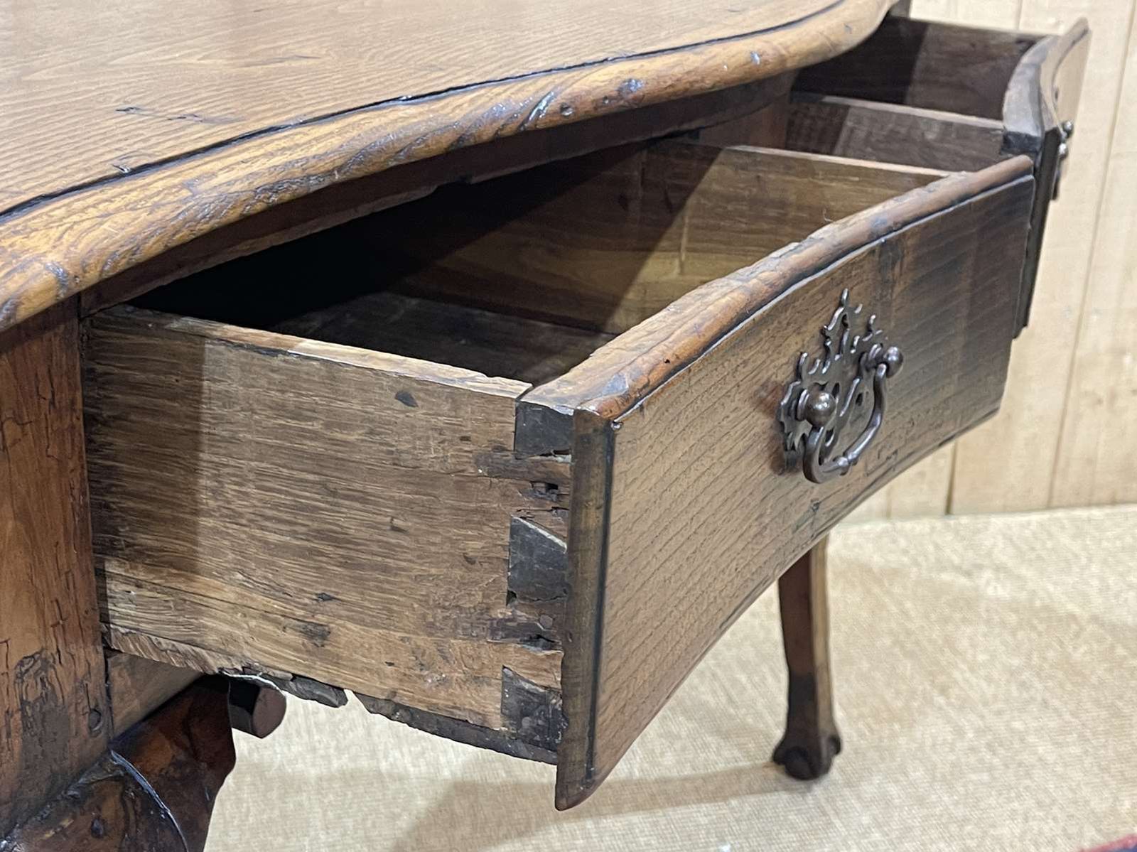 Rustic English Console From The 18th Century In Chestnut And Cherry photo for sale