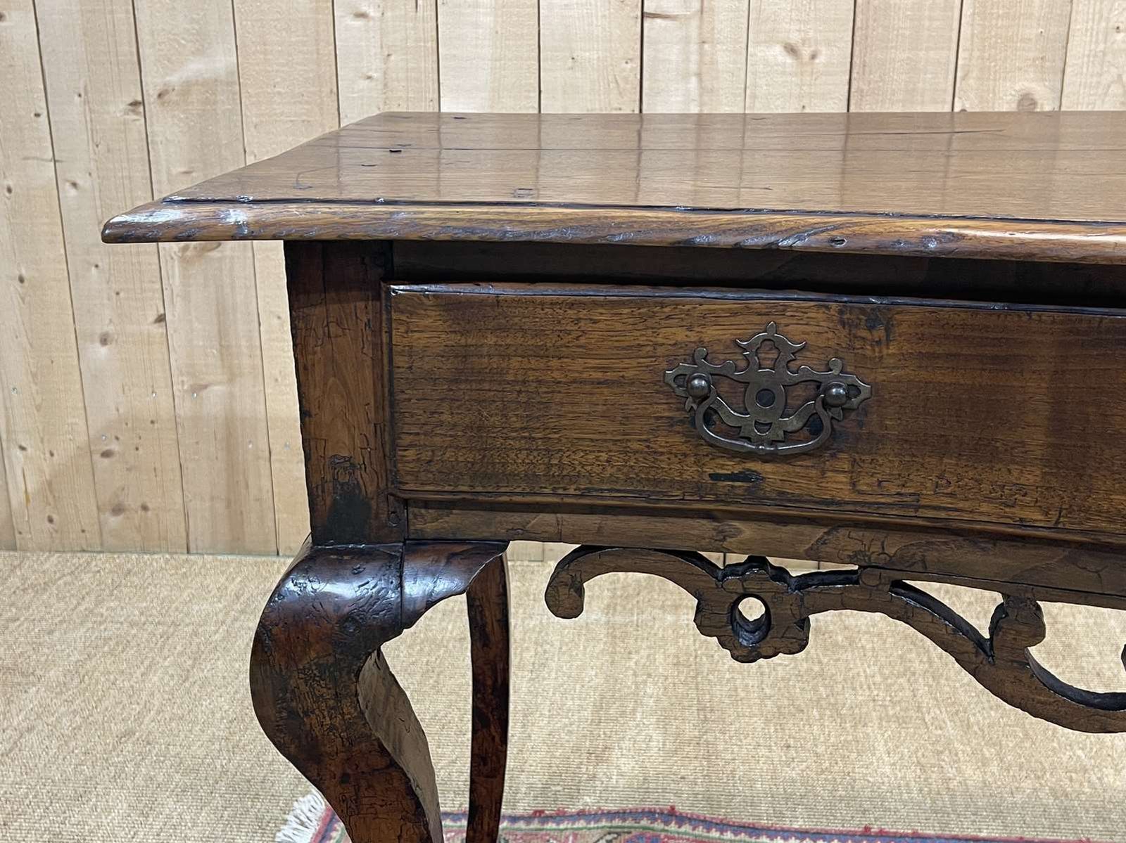 Rustic English Console From The 18th Century In Chestnut And Cherry photo vintage