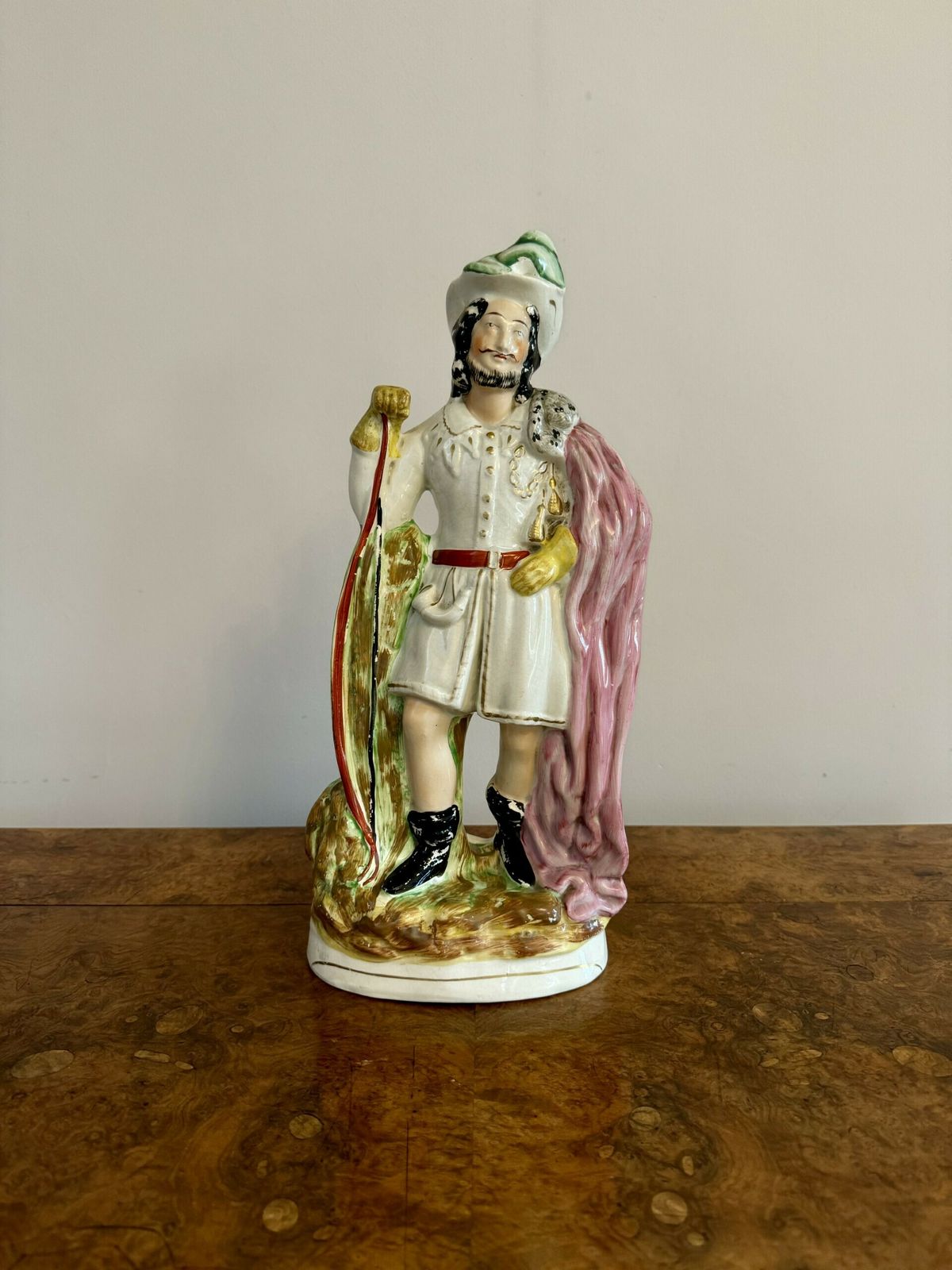 Large Antique Robin Hood Staffordshire Figure photo vinterior