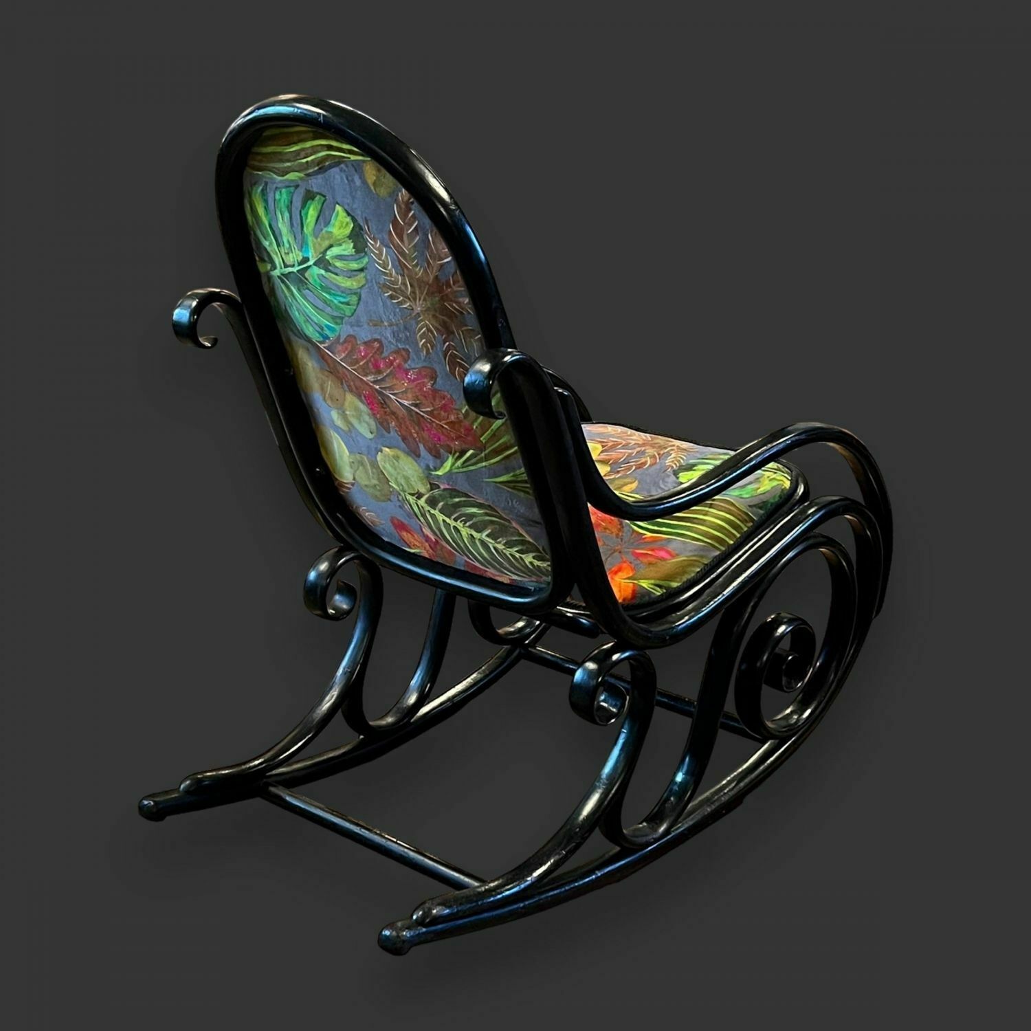 Early 20th Century Ebonised Bentwood Rocking Chair In Manner Of Thonet photo furniture