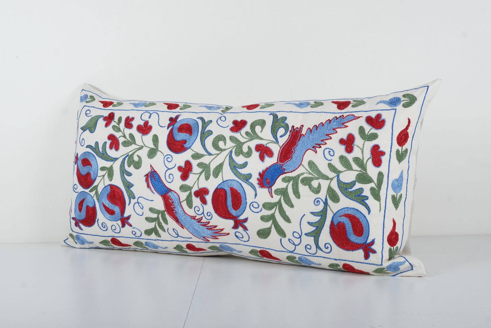 Vintage Long Animal Suzani Pillow Cover, Bird Motif Tribal Cushion Cover 1960s Handmade Samarkand Uzbek Suzani Textile Art photo 105.0