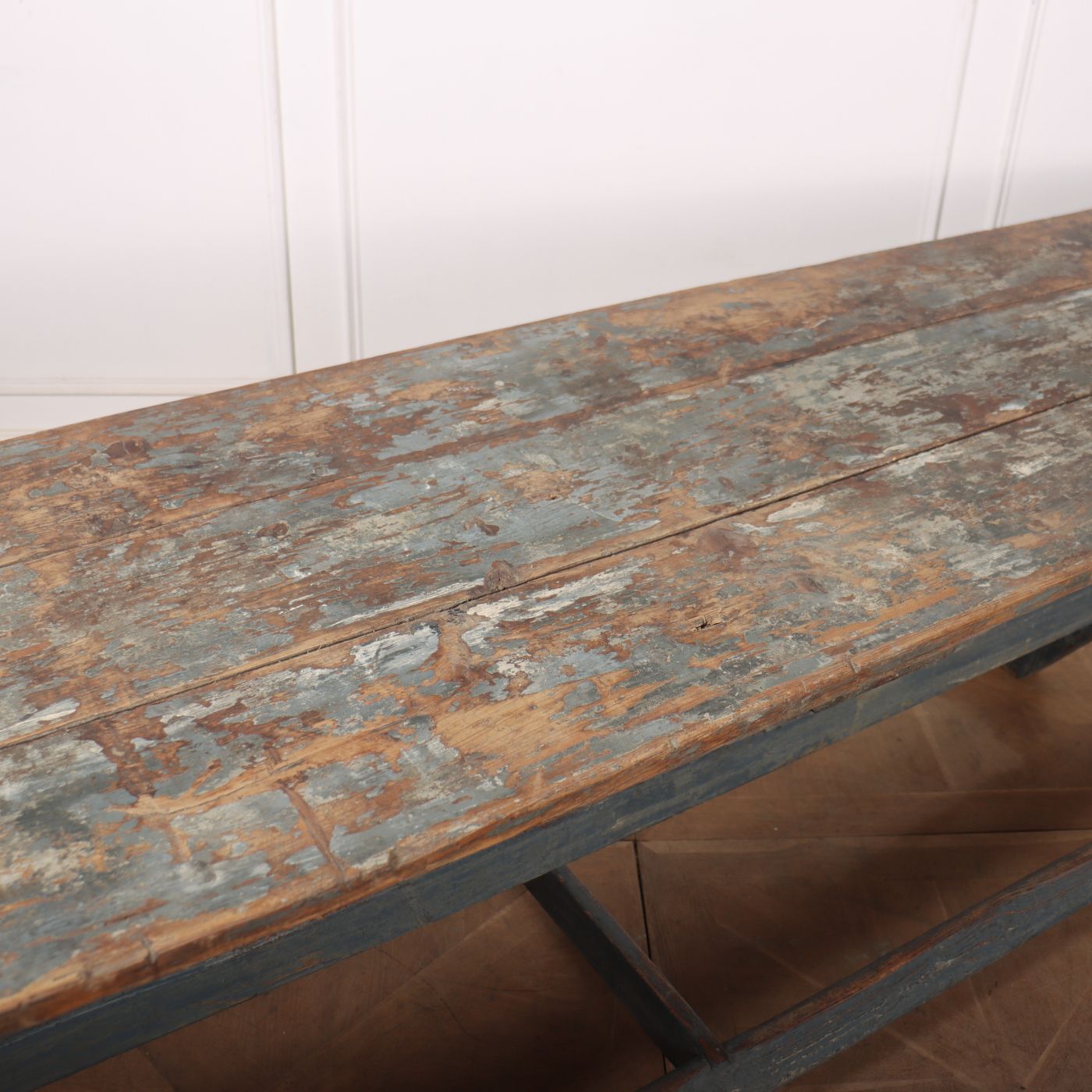 Wonderful English 19th C Original Painted Tavern Table With A Great Worn Finish. 1840 photo vinterior