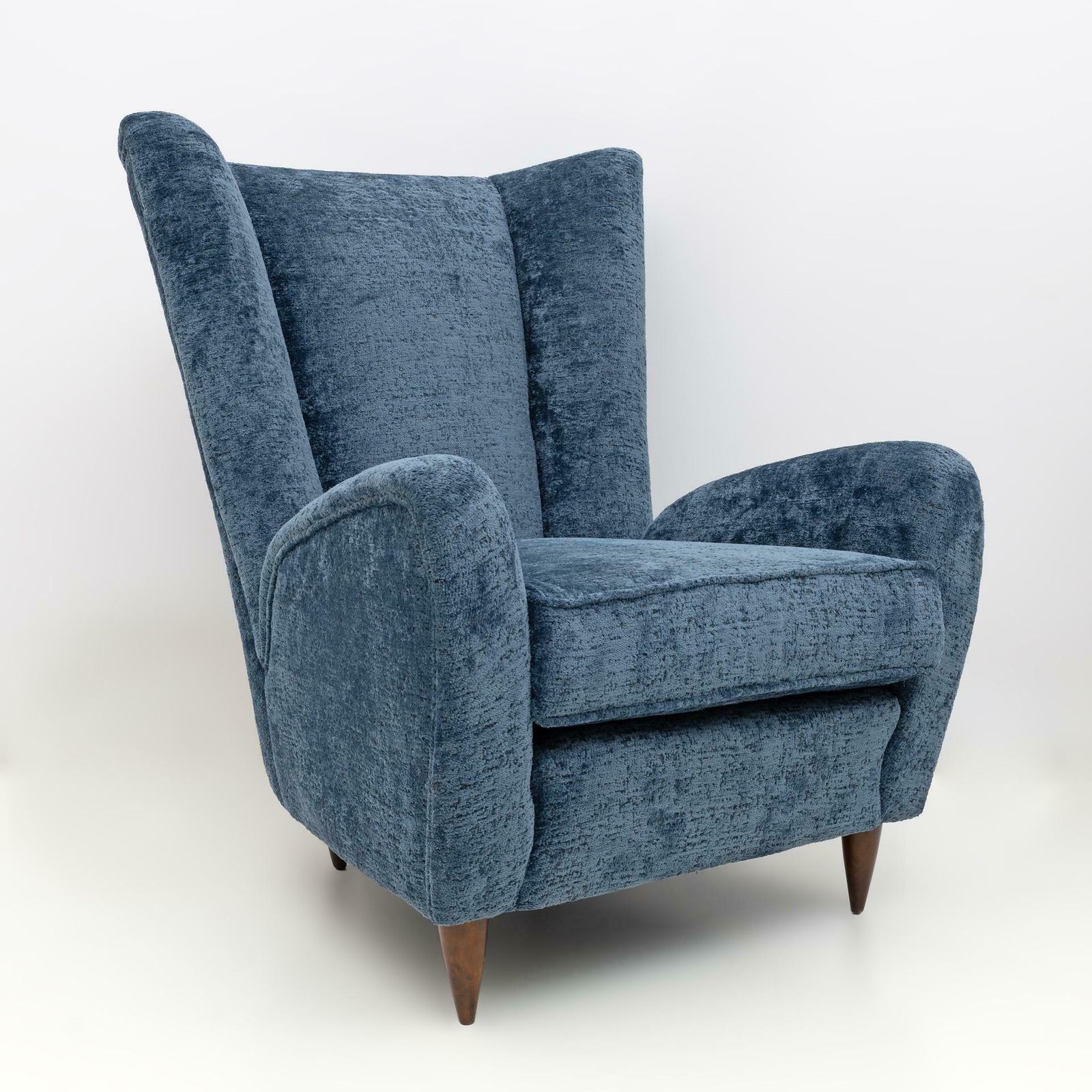 Paolo Buffa Mid Century Modern Italian Walnut And Coating Boucle Armchair, 1950s photo vinterior
