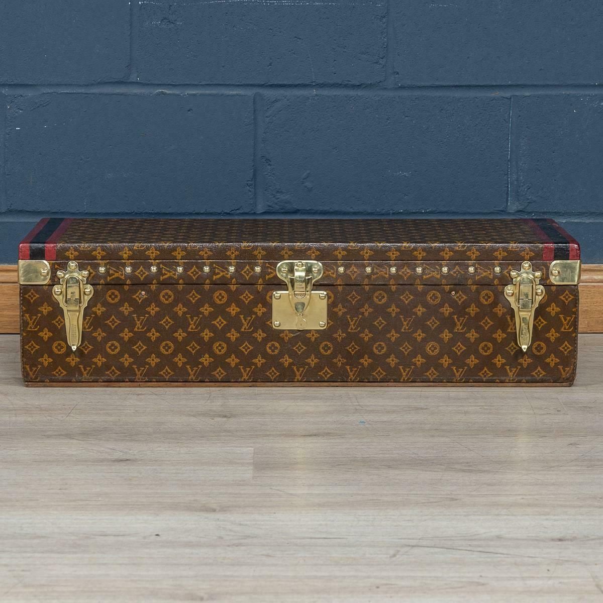 Rare 20th Century Louis Vuitton Car Trunk In Monogram Canvas, France C.1910 photo buy