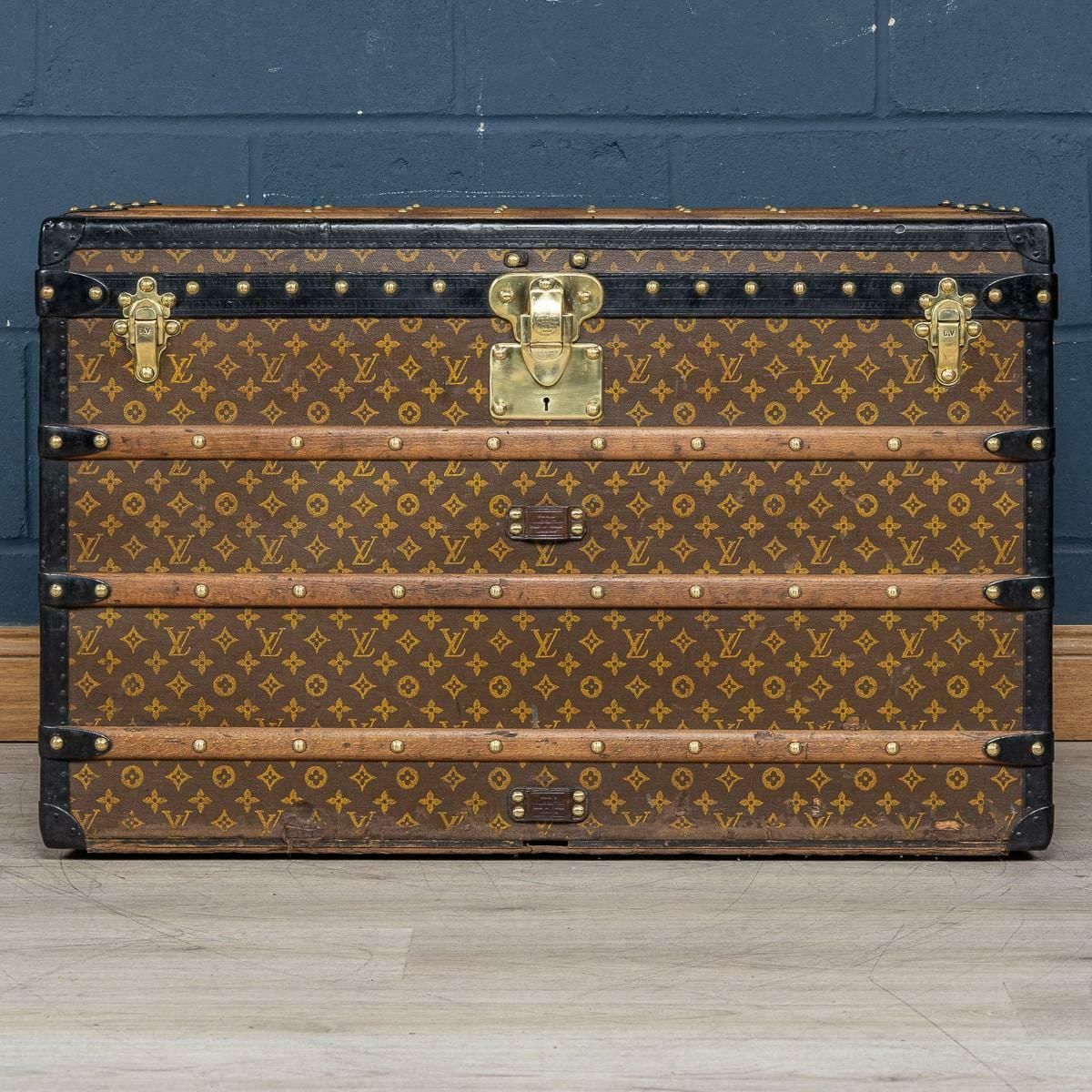 20th Century Louis Vuitton Courier Trunk In Monogram Canvas, France C.1910 photo furniture