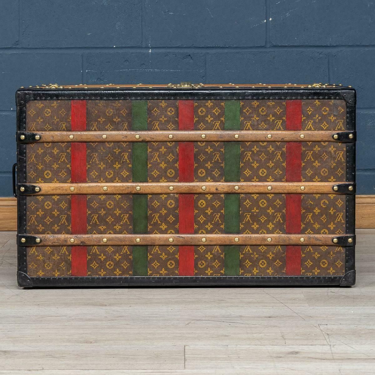 20th Century Louis Vuitton Courier Trunk In Monogram Canvas, France C.1910 photo buy