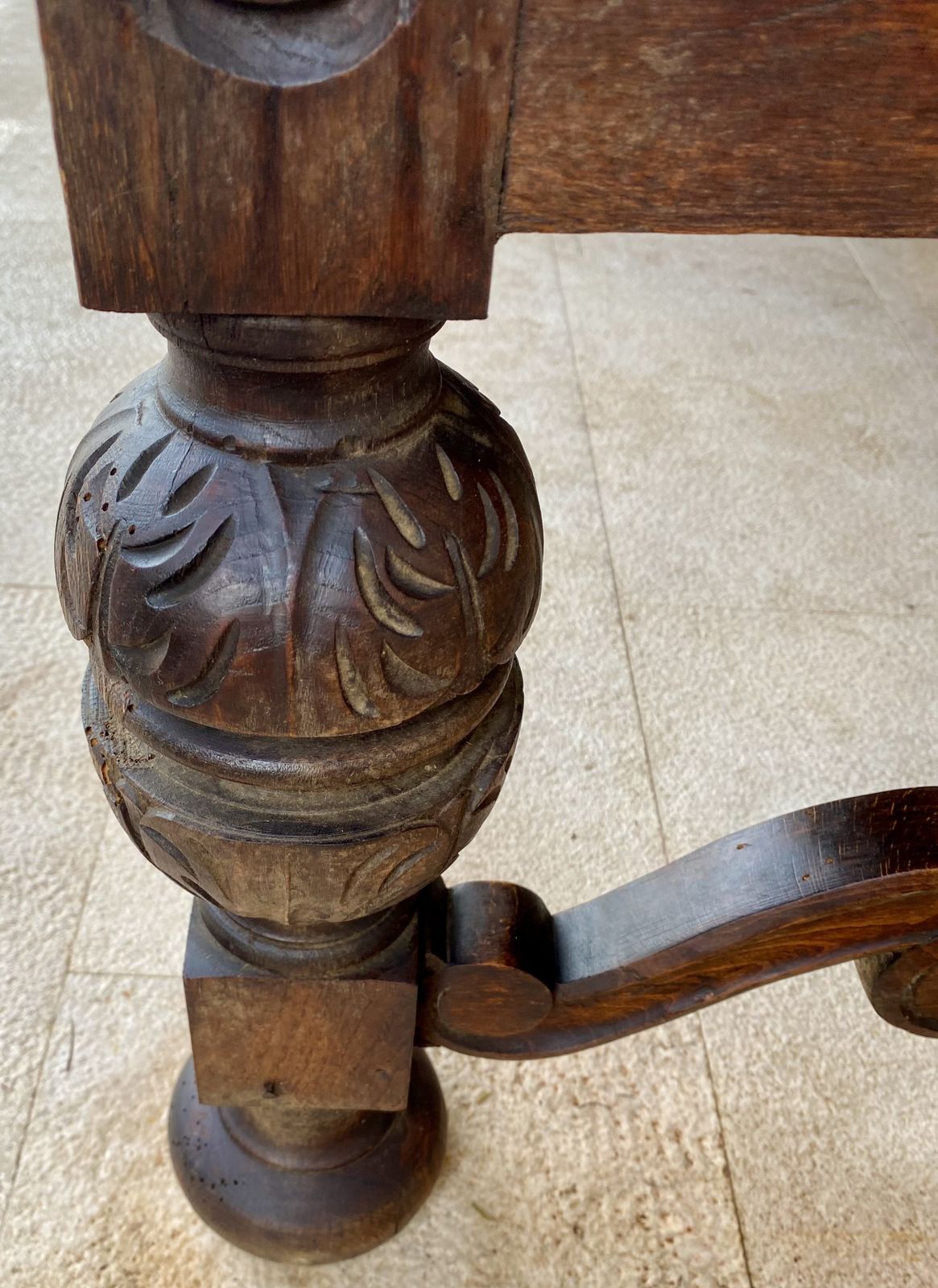 photo vintage 19th Century French Renaissance Hand Carved Desk Or Writing Table With Carved Structure And Iron Stretcher