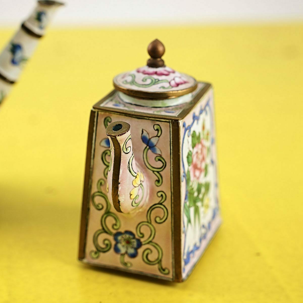 Pair Of Small Antique Chinese Teapots In Enamelled Metal And Ceramic photo for sale