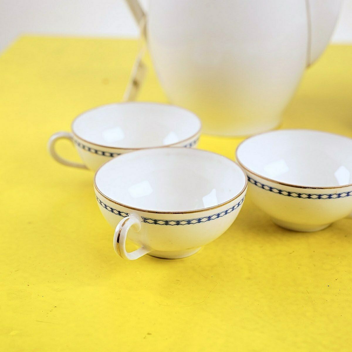 Set Of Teapot, 5 Cups And 9 Saucers In Vintage Ceramic, Richard Ginori photo furniture