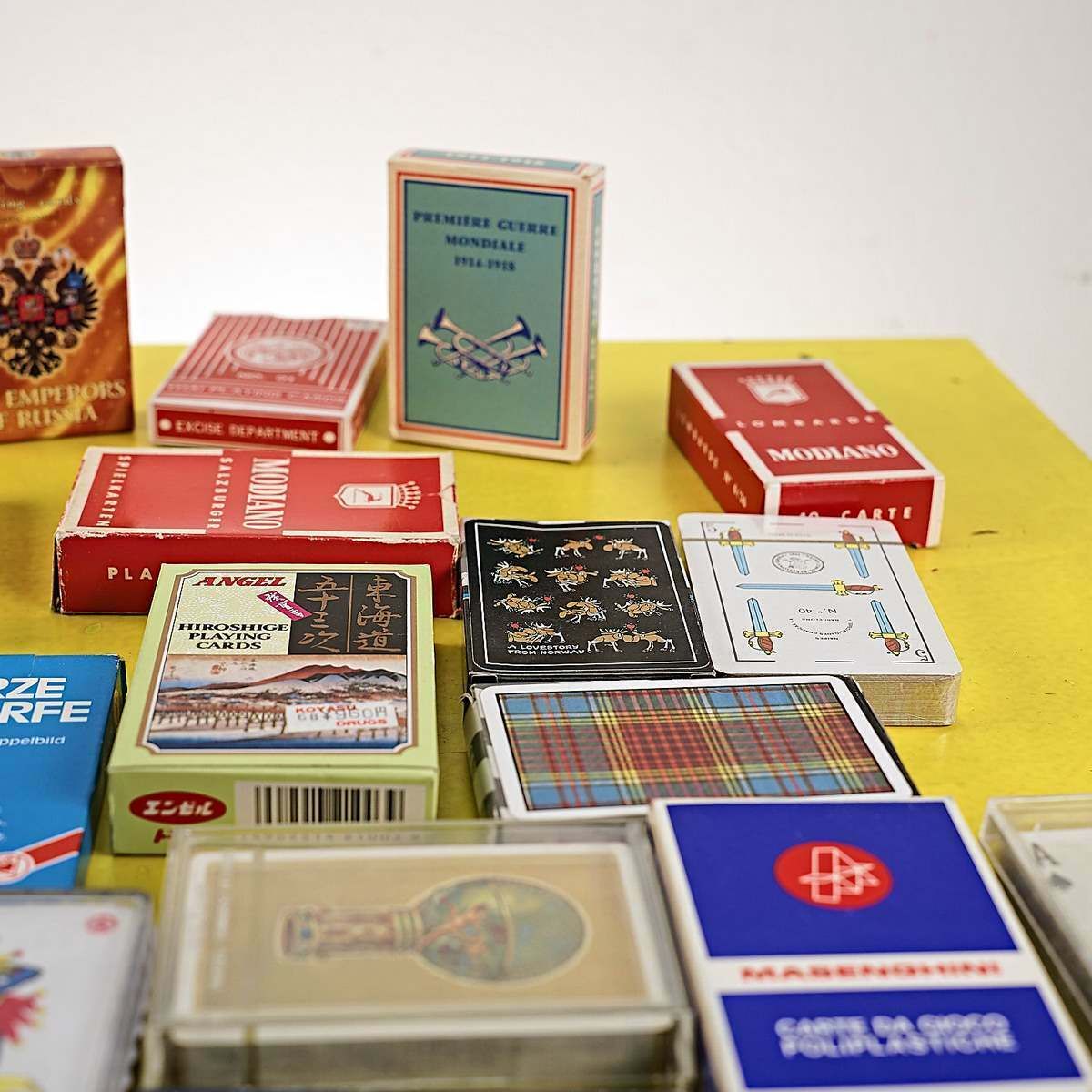 Lot Of 20 Decks Of Playing/Collecting Cards photo vinterior