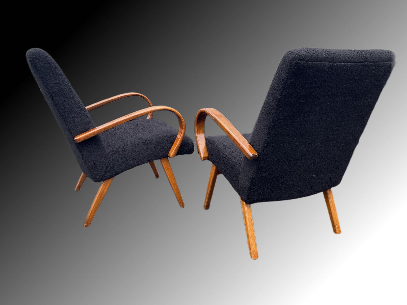 Model 53 Armchairs By Jaroslav Smidek For Ton, 1960s photo vinterior