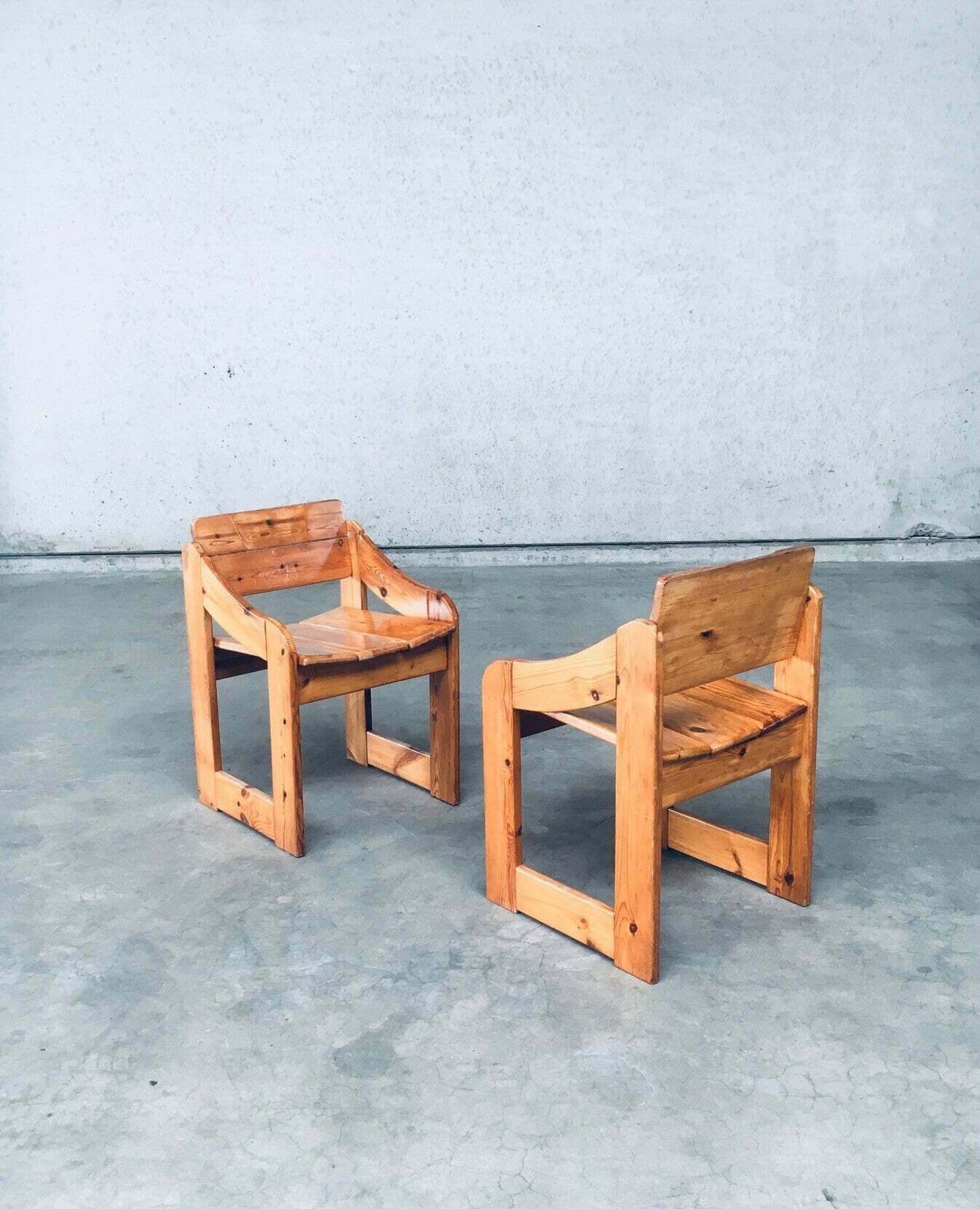 Scandinavisch Design Stoelen Van Grenenhout, Zweden, Ca. Jaren 1960 photo vintage