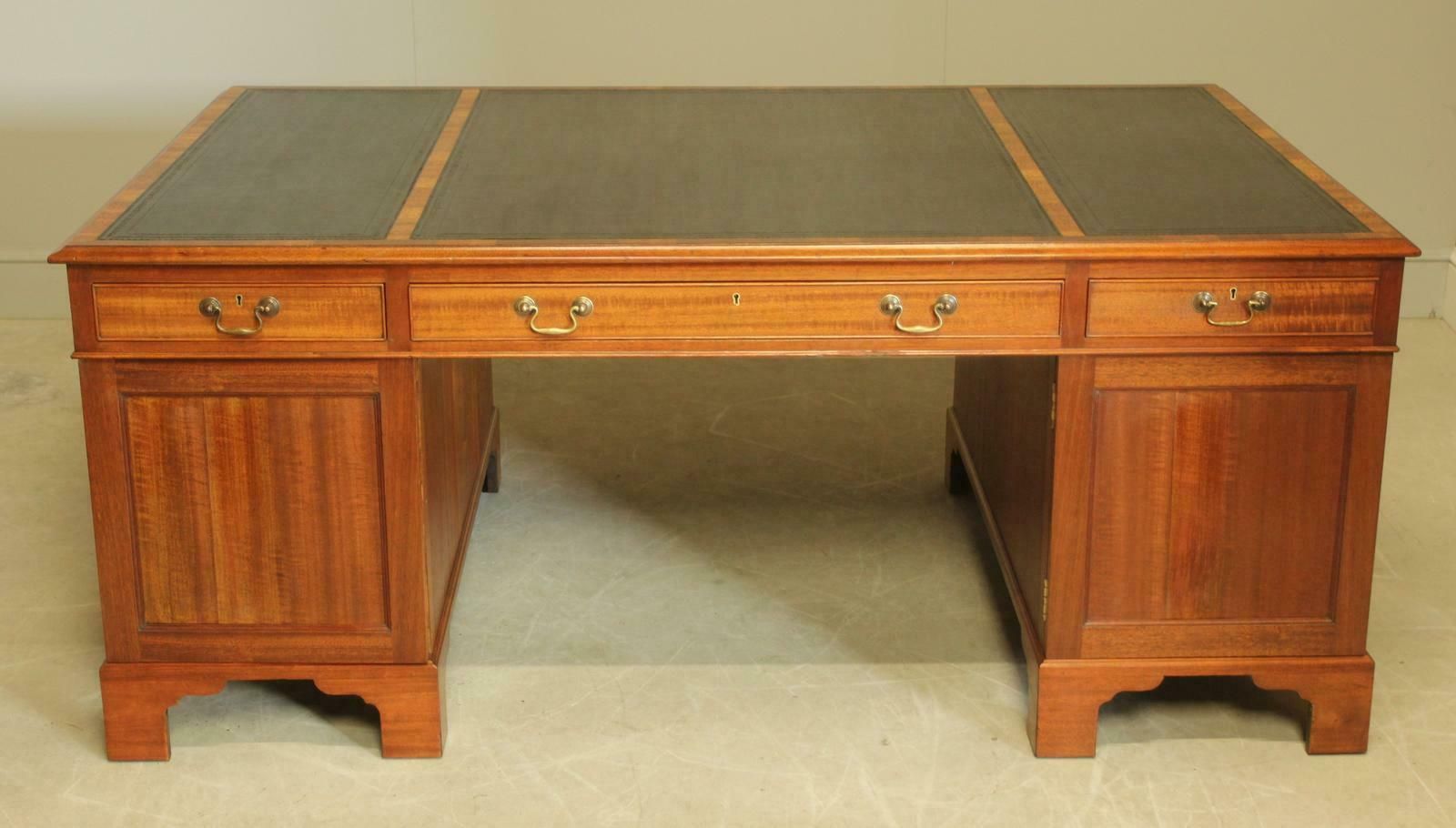 Early 20th Century Large Mahogany Partners Desk photo vintage