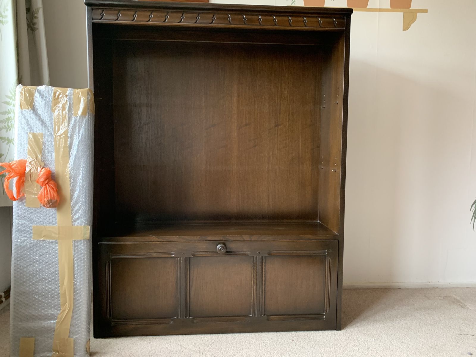 Ercol Dresser ( Top Part ) In Very Good Condition. photo furniture