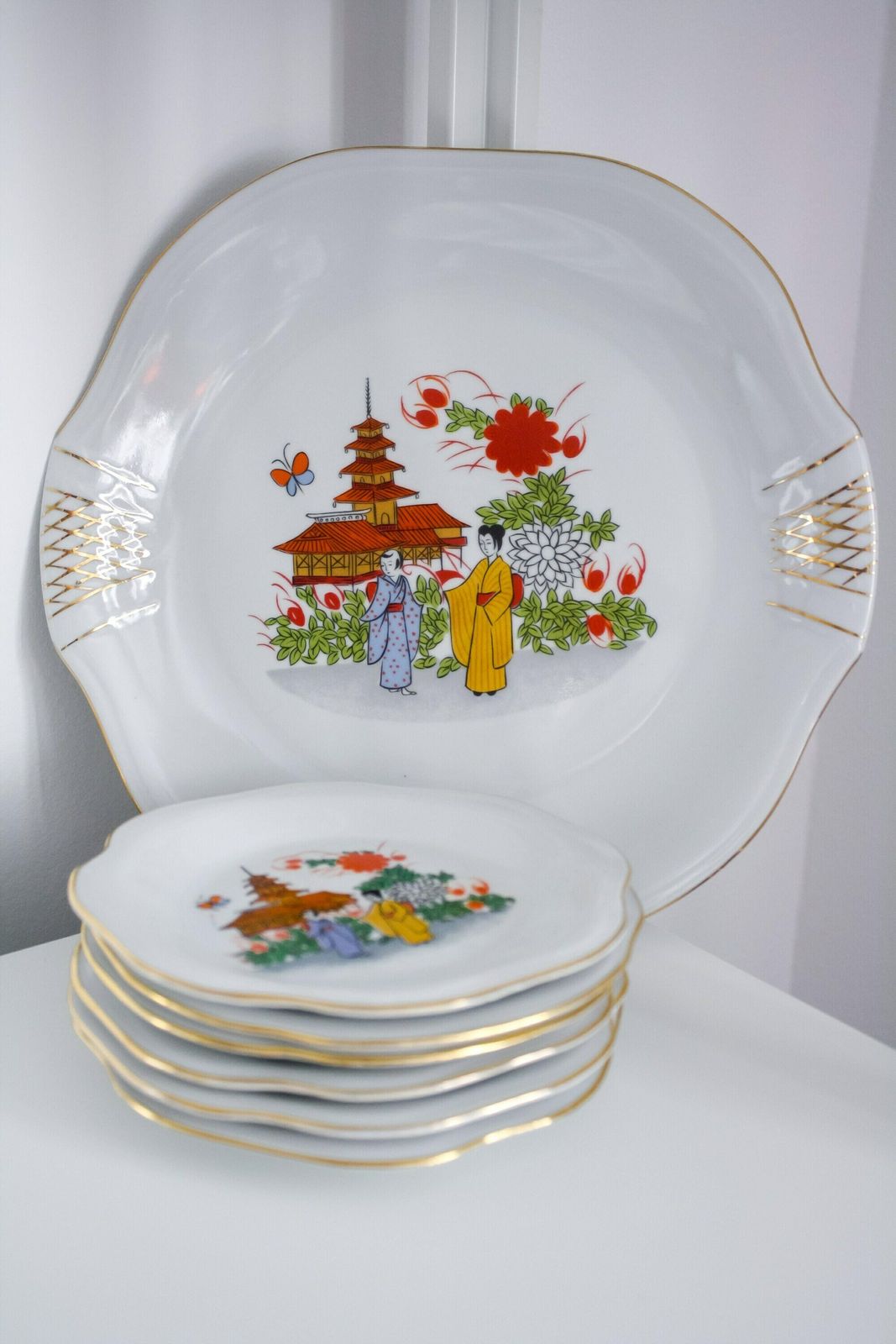 Vintage Set Of Large Serving Plate With 6 Small Dessert Appetiser Plates / Vintage Set Of 6 Dessert Saucers / Cheese Plate Set photo furniture
