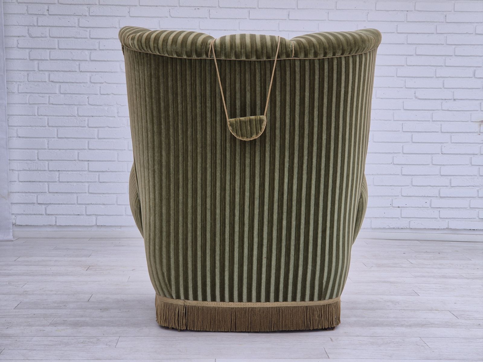 1800.0 Ca. Jaren 1960, Deense Fauteuil Met Hoge Rug, Goede Staat, Groen Meubelvelours. photo