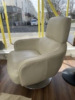 Cream Leather 60s Retro Design Swivel Armchairs X 2
