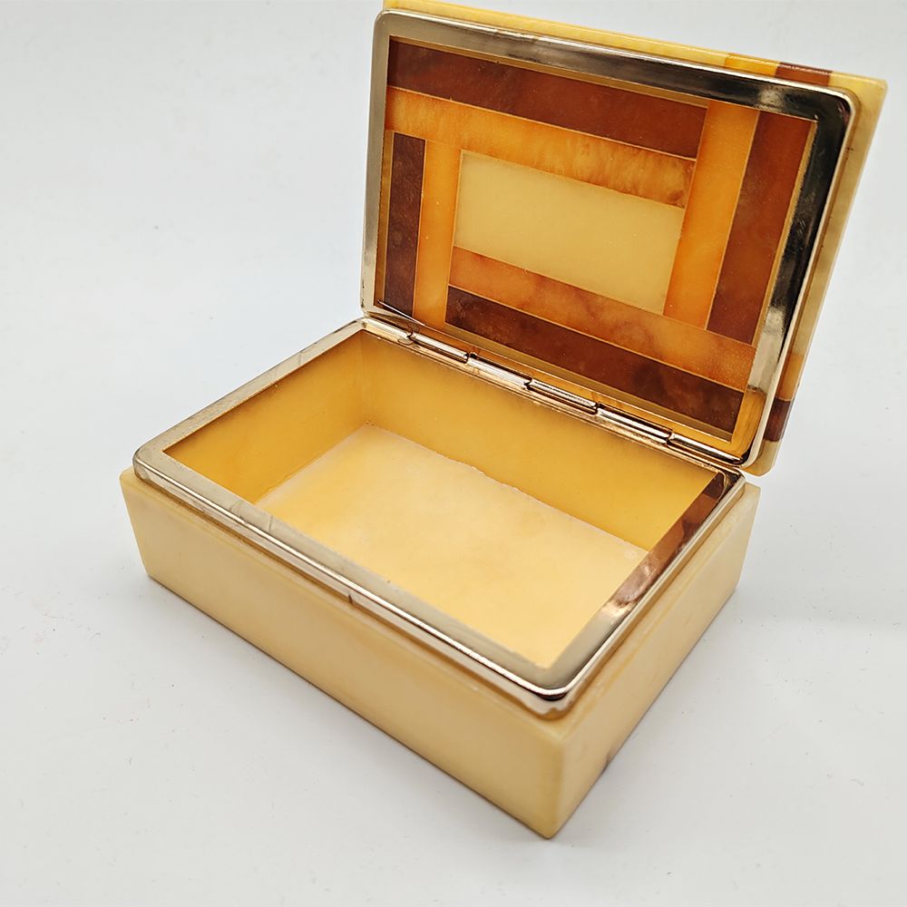 Vintage Box / Jewelry Box In Hand Carved Alabaster. Made In Italy   1970s photo 214.0