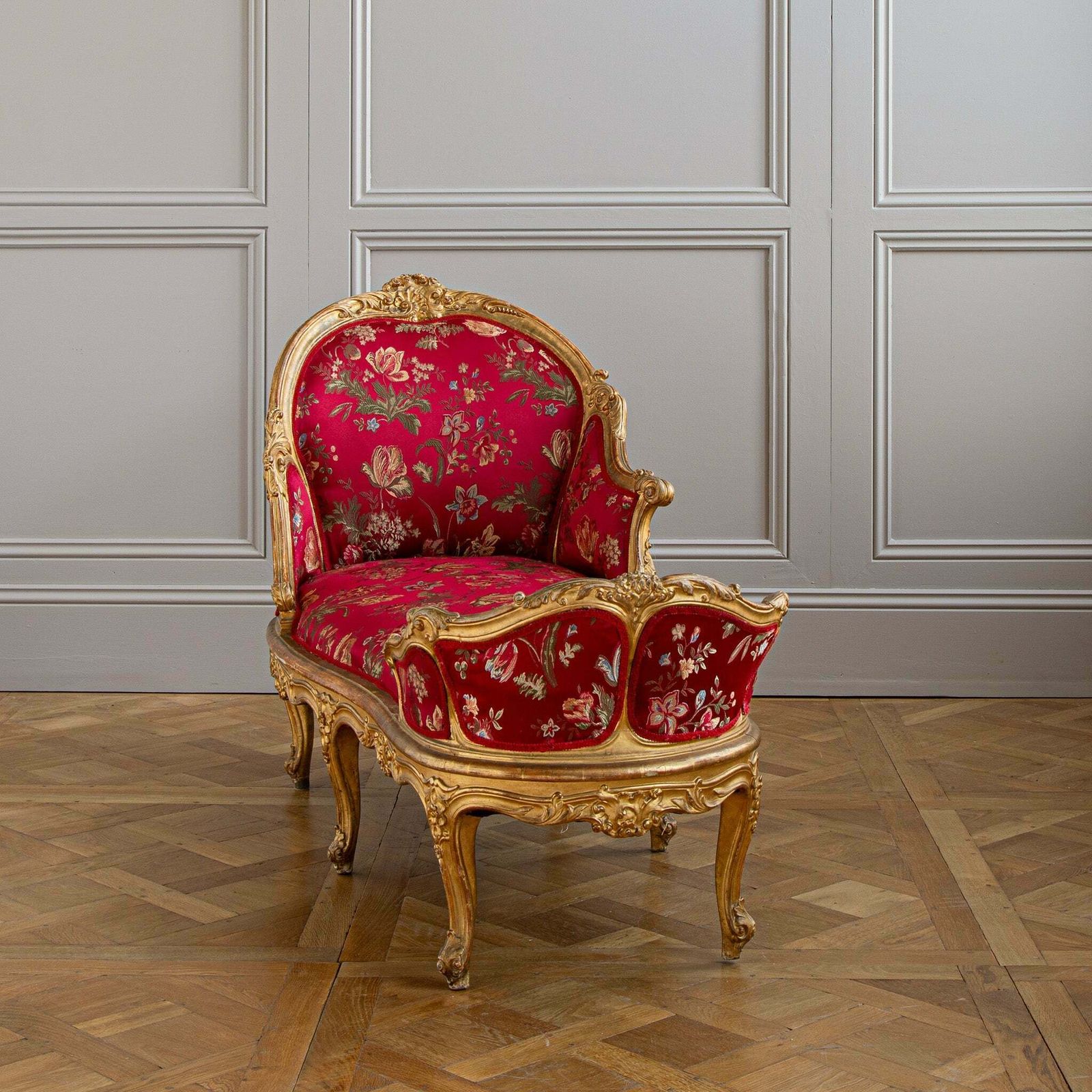 Italian Giltwood Lxv Style Chaise Longue, Circa Late 1800's photo for sale