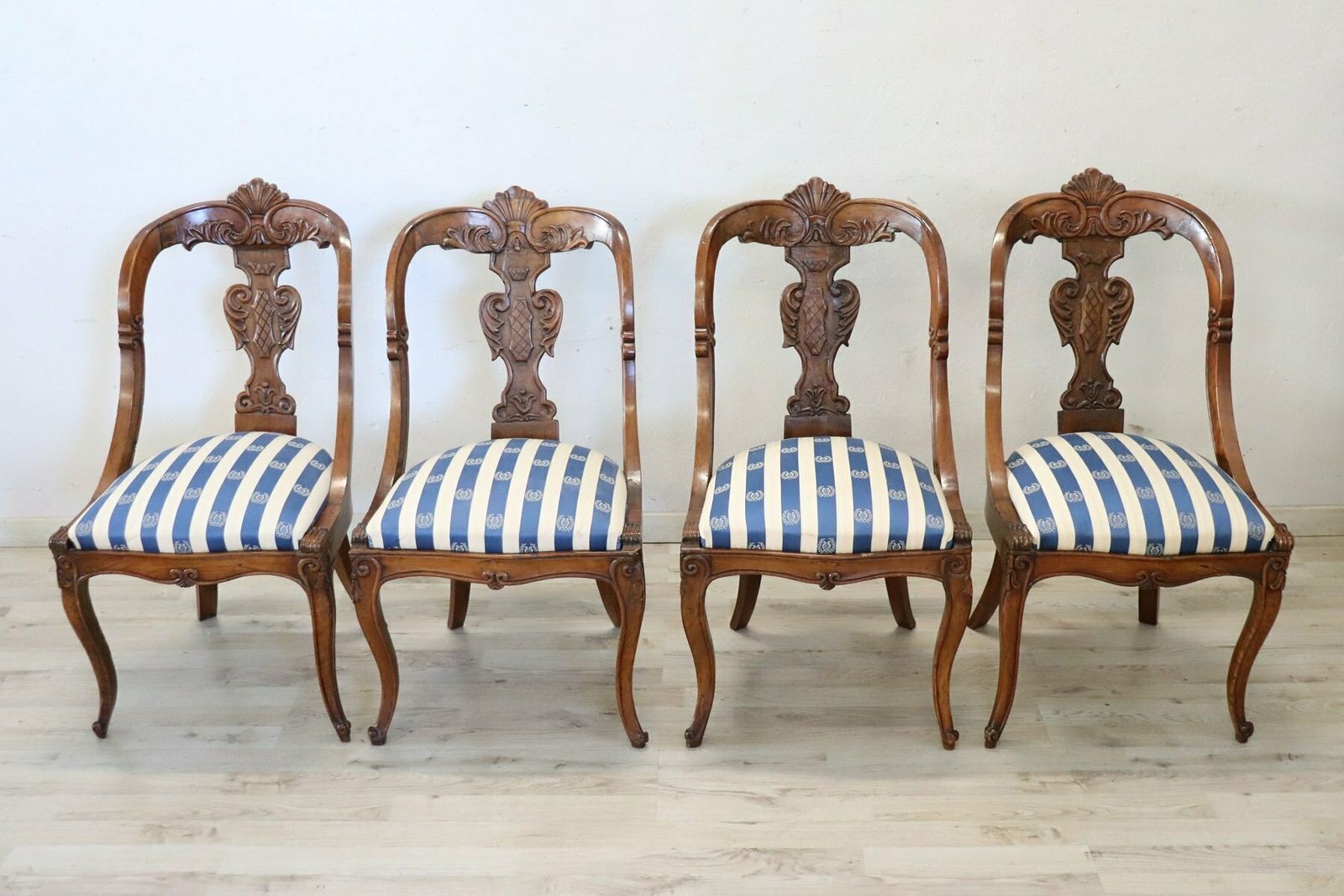 Dining Chairs In Carved Walnut, Early 19th Century, Set Of 4 photo furniture