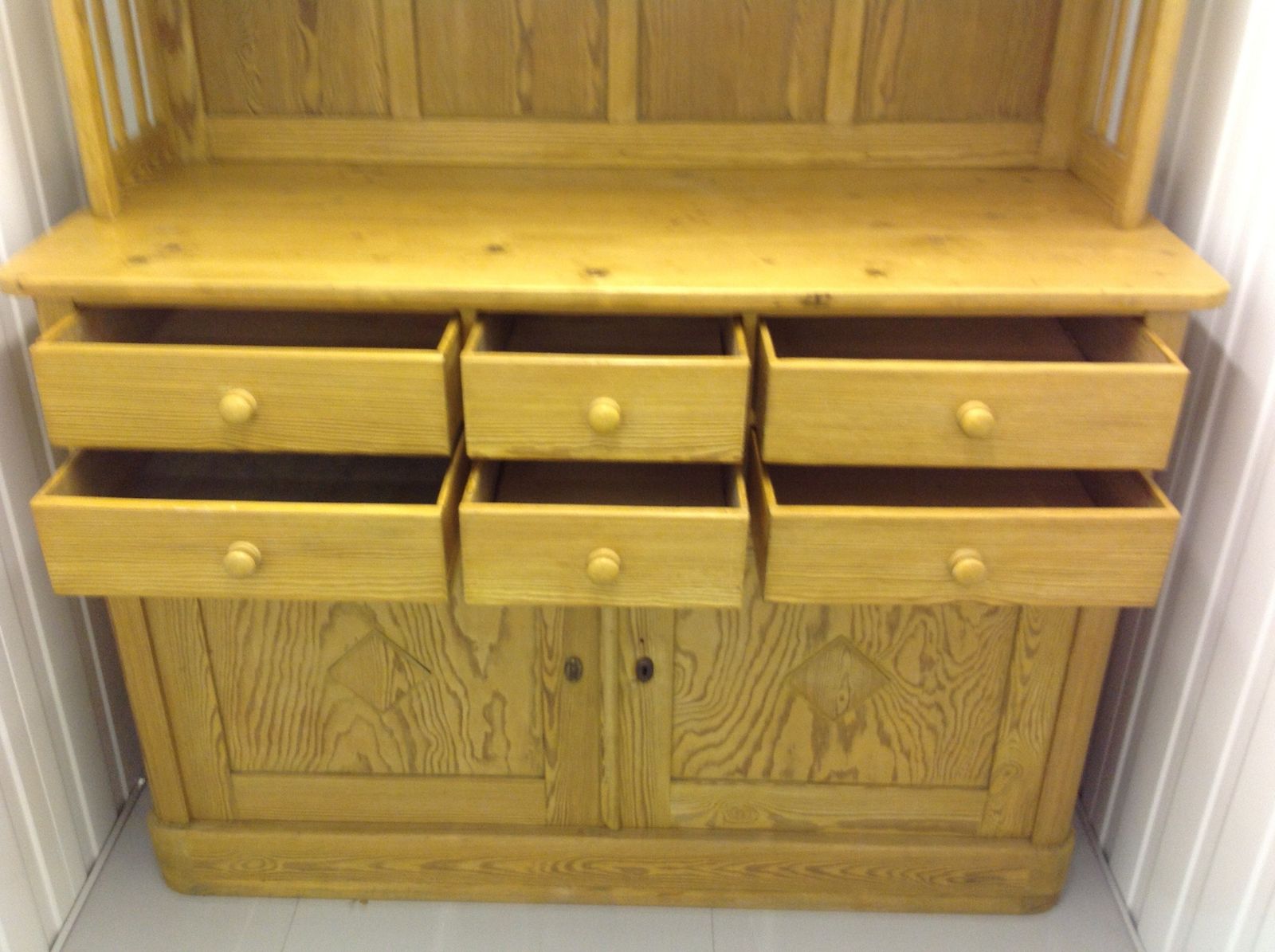 Antique Large Pine Dresser photo vinterior