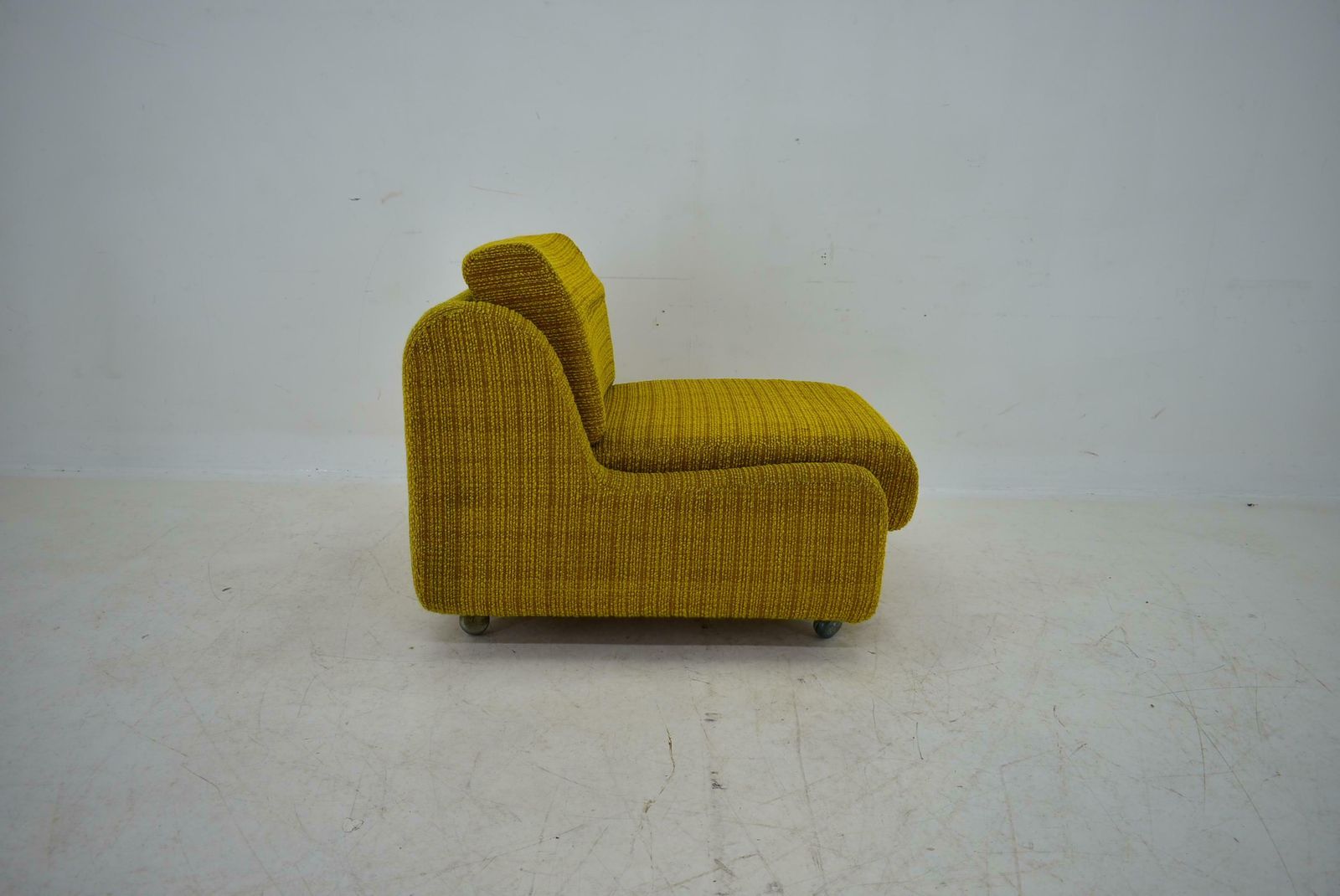 photo vinterior Fauteuil Apolo 92 van architect Milan Čeček voor Interiér Praha, Tsjecho-Slowakije, jaren 1970