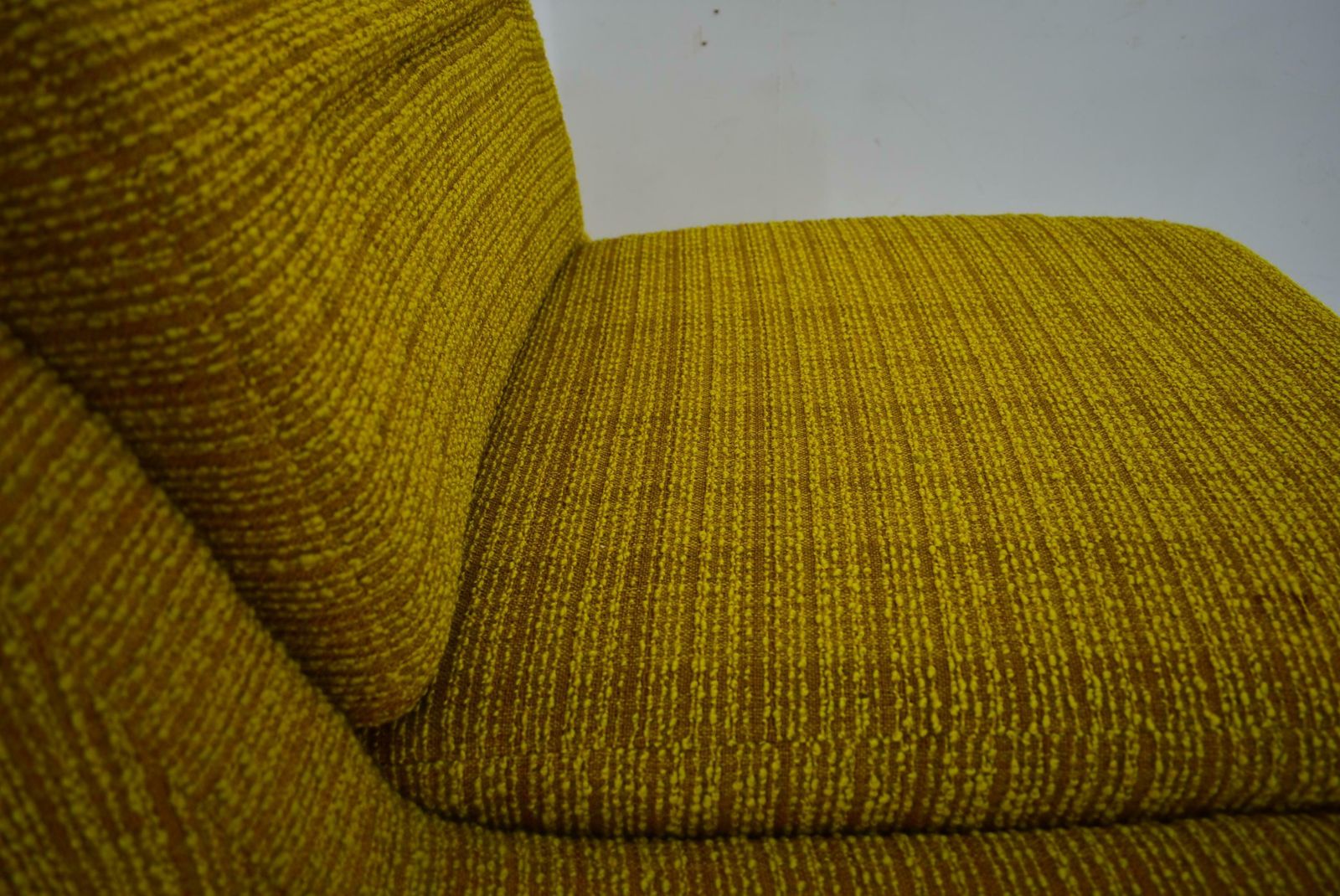 photo buy Fauteuil Apolo 92 van architect Milan Čeček voor Interiér Praha, Tsjecho-Slowakije, jaren 1970