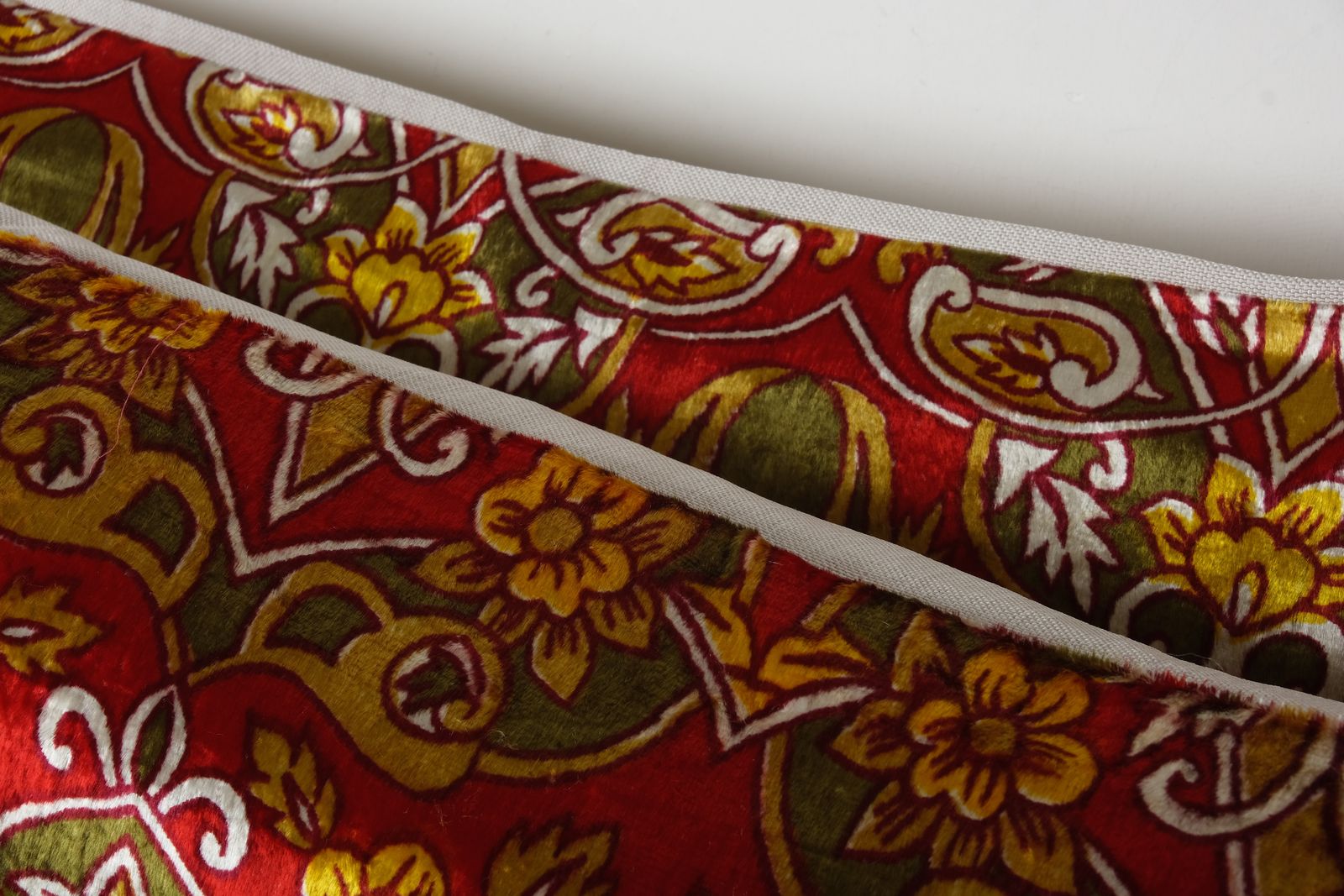 Vintage Velvet Pillow Cover, Set Of Two Long Bed Pillow, Soft Textile With Floral Pattern Lumbar Cover photo 115.0