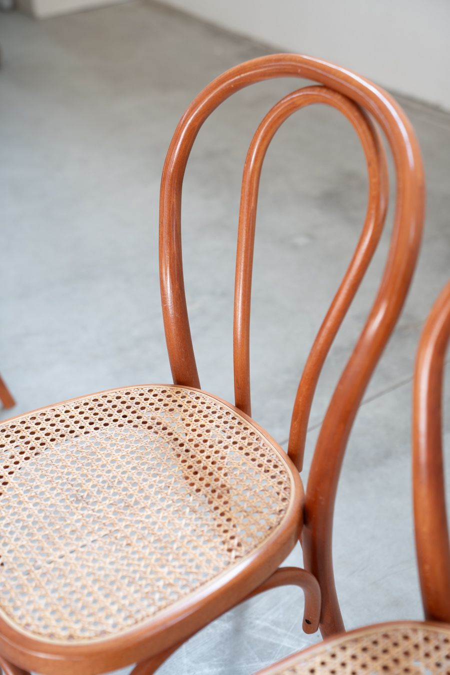 photo vinterior Thonet Style Chairs, Curved Beech Wood And Straw Seat, Nr 60total, 1990 2000