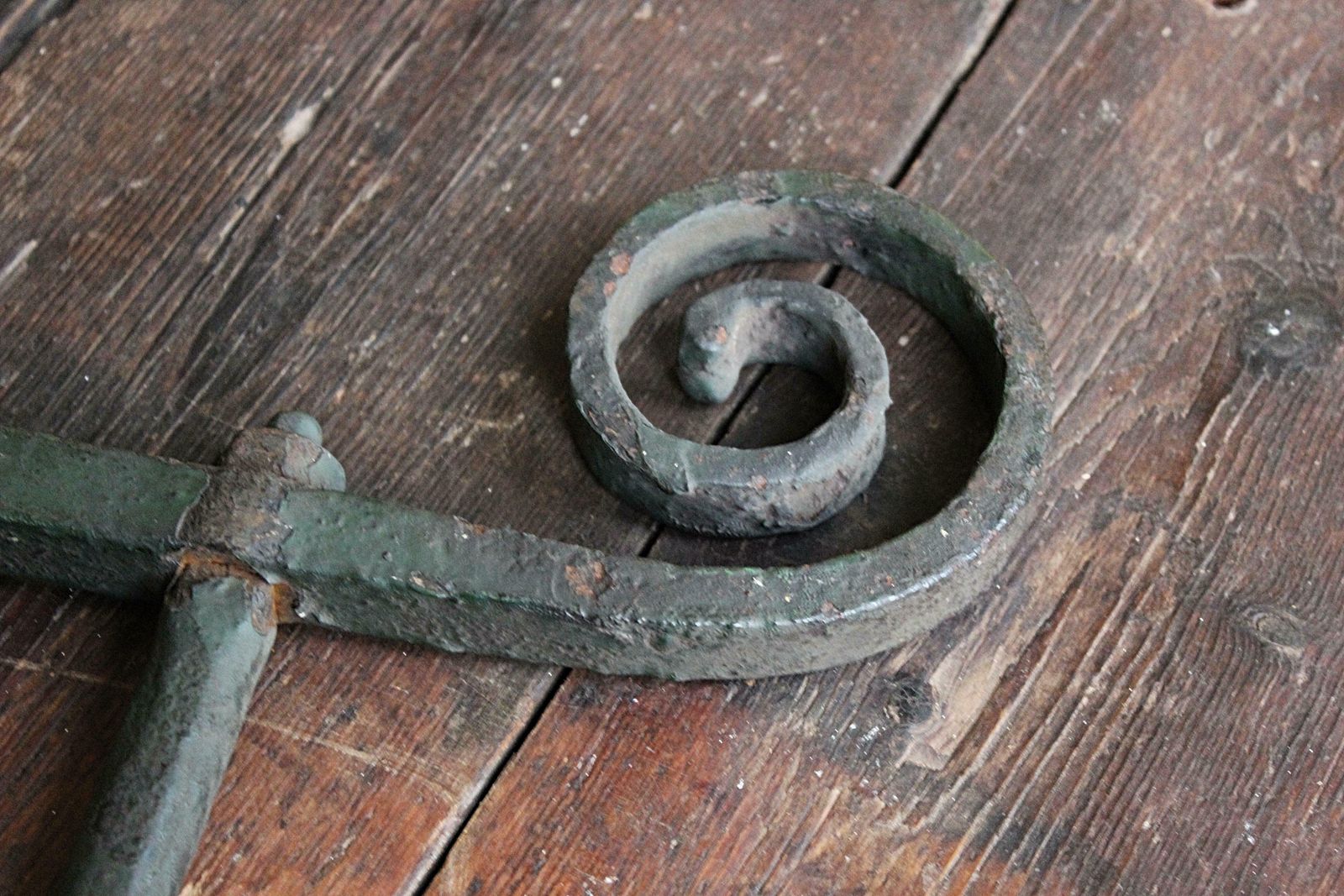 Impressive Huge 19th Century Pawnbroker Folk Art Sign With Three Spheres Symbol photo Home Decor