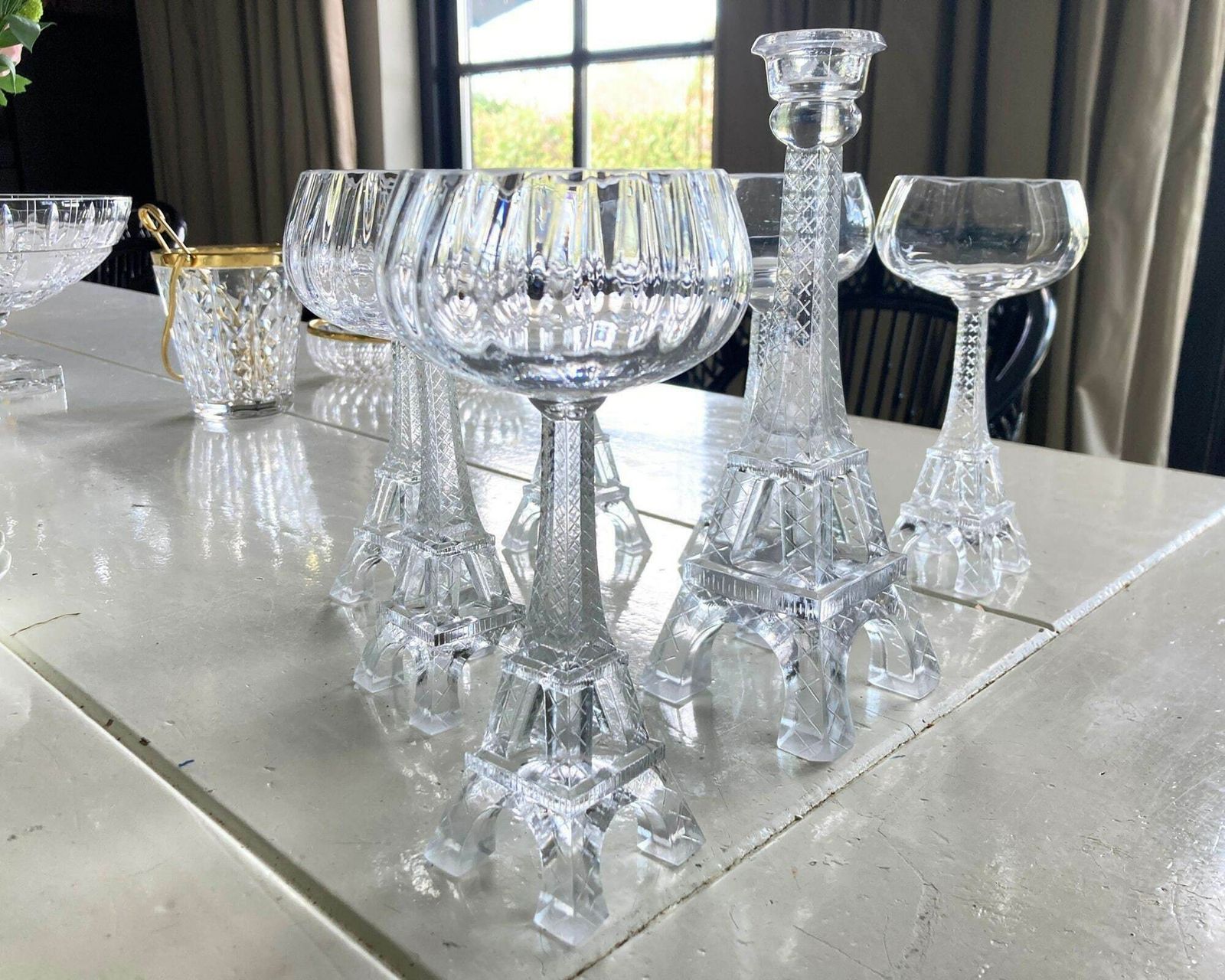 Eiffel Tower Wijnglazenset | Grote Kandelaar Inbegrepen | Totaal 7 Stuks | Glaskunst photo Woonaccessoires