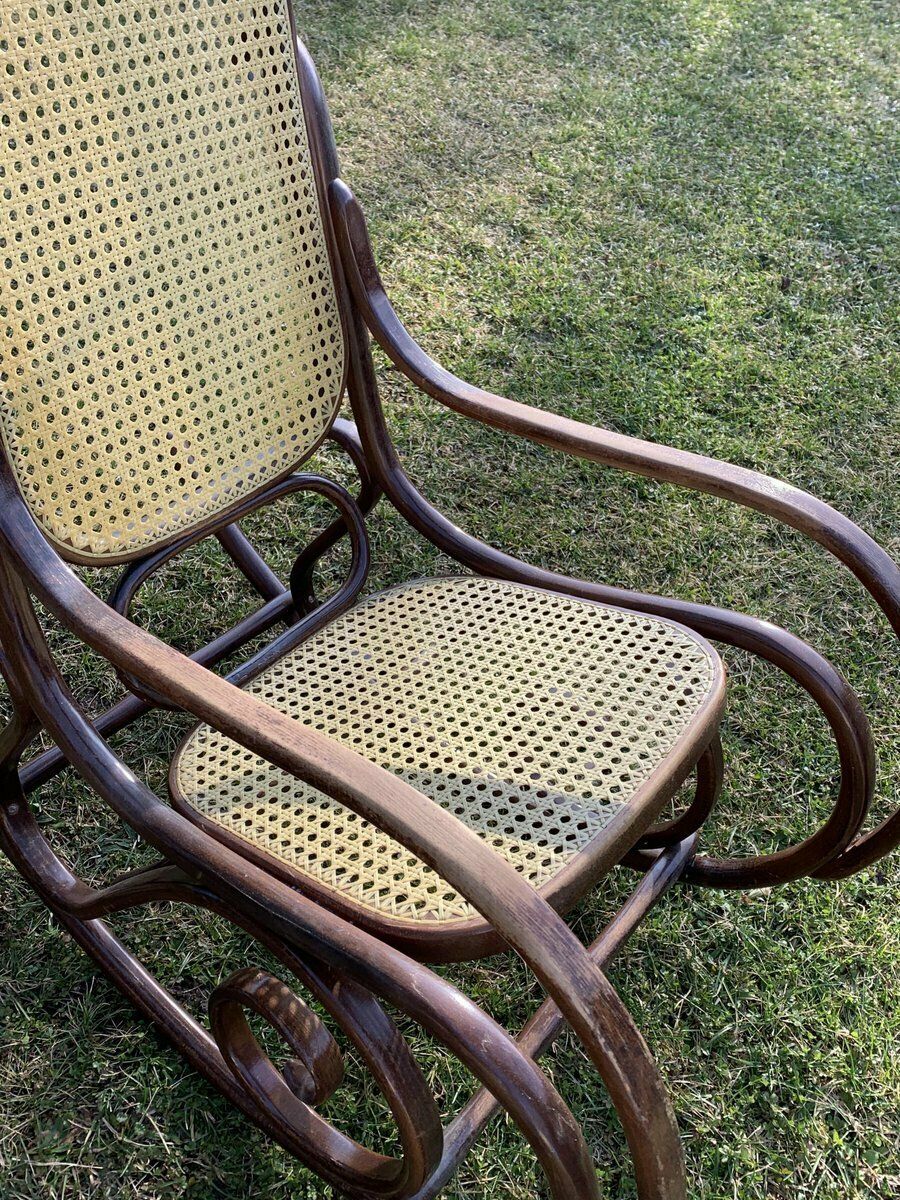 Antique Rocking Chair From Thonet photo vinterior