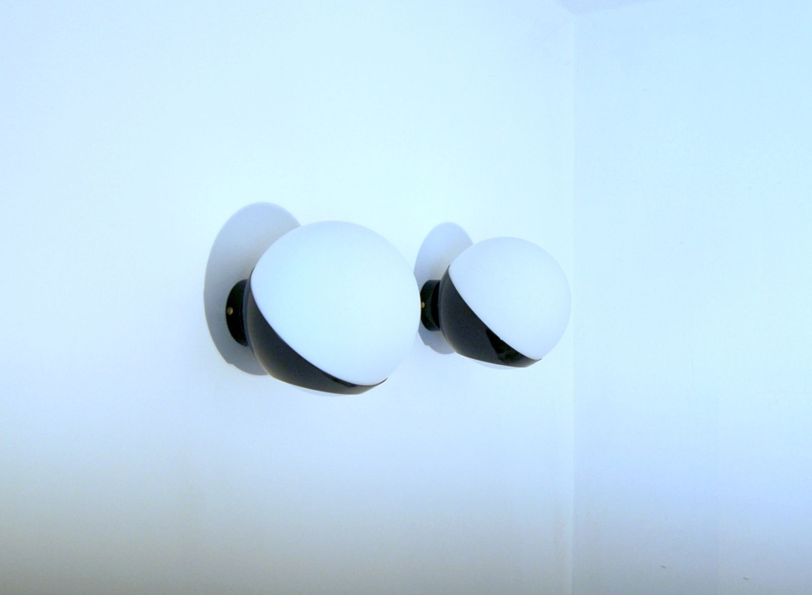 Pair Of Wall Lamp Glass Sphere Large 18 Cm   Art. A 300   Black Color photo Lighting