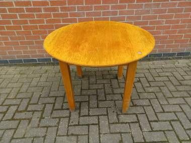 Round Restaurant Dining Table