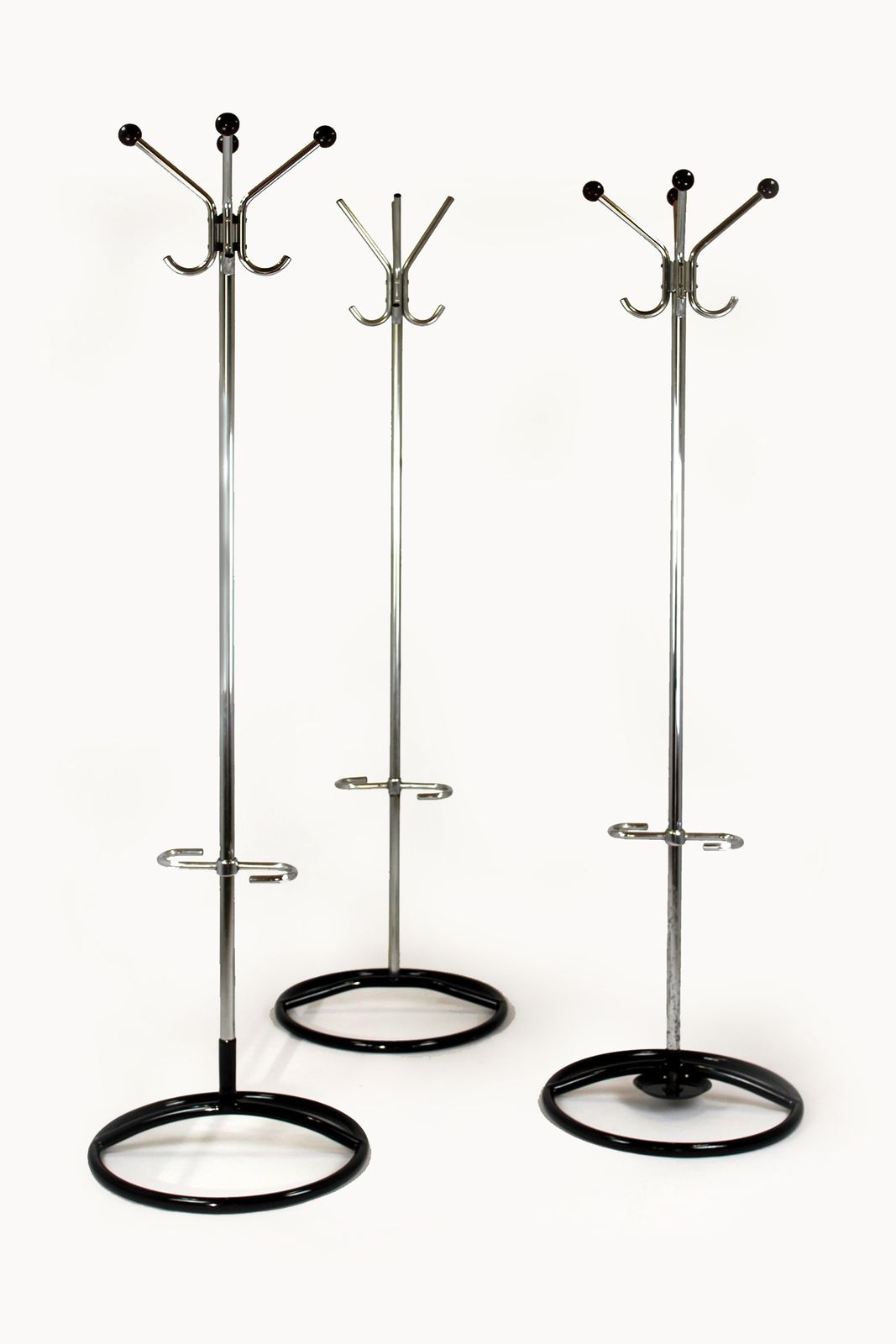 photo vinterior Bauhaus Chrome Plated Coat Racks, 1930s, Set Of 3