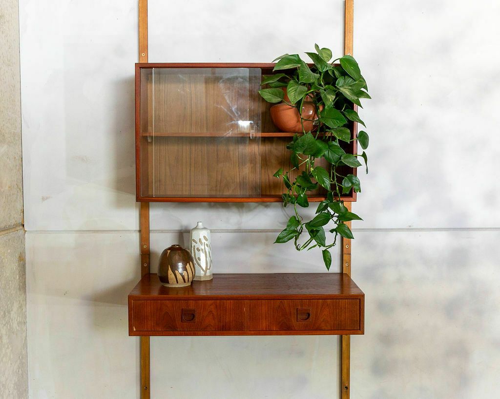 photo vintage Danish Mid Century Modern Wall System , Rud Thygesen & Johnny Sorensen For Hansen & Guldborg Furniture