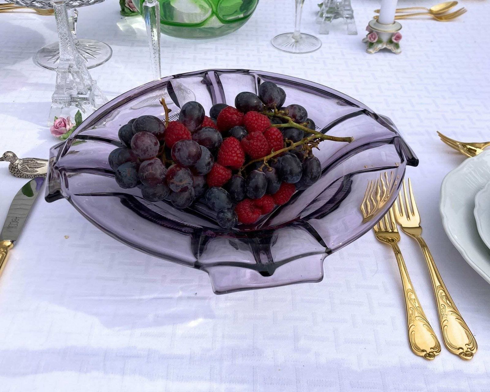 Large Lavender Bowl | Belgium Antique Purple Fruit Dish | 12.99" (33cm) photo vinterior