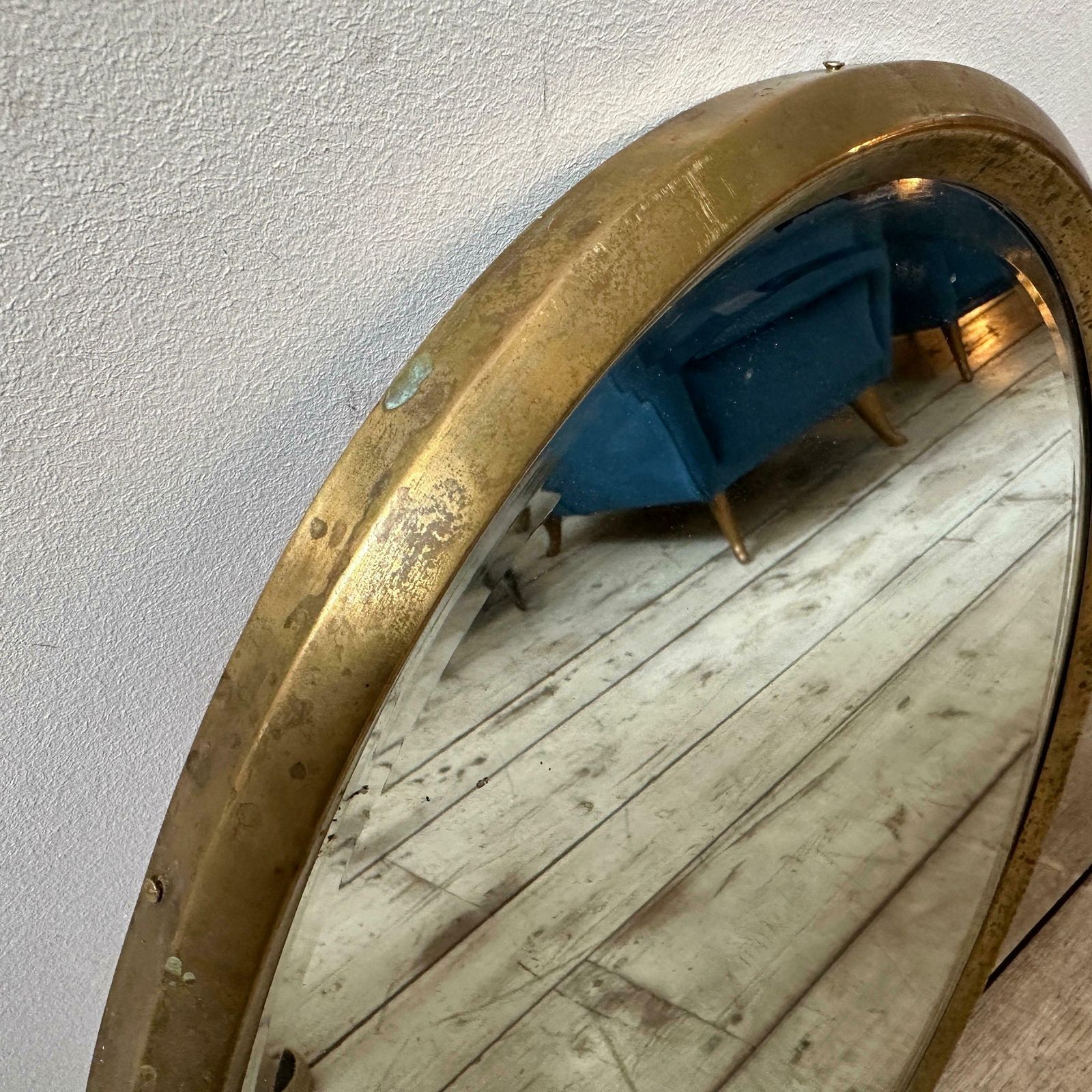 1960s Gio Ponti Style Mid Century Modern Brass Italian Oval Wall Mirror photo vinterior
