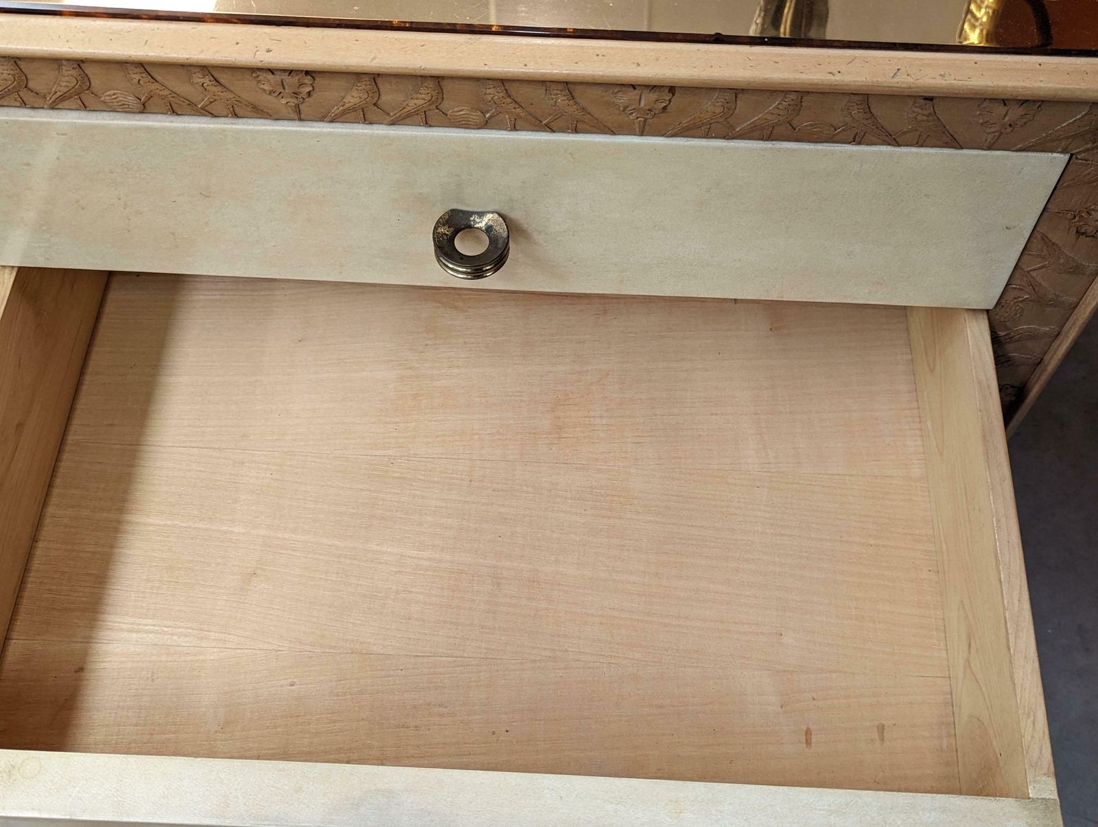 photo vintage Italian Midcentury Vanity Dresser In Parchment By Pierluigi Colli, 1950s